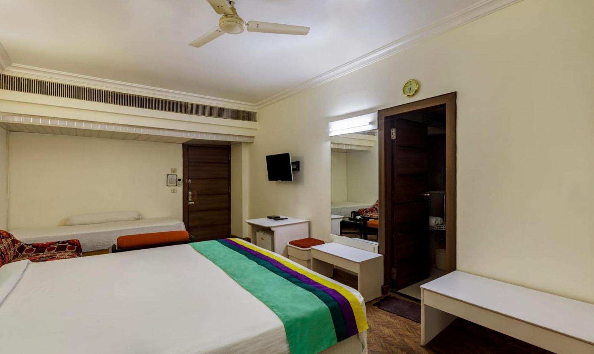 Crown Hotel Ahmedabad
