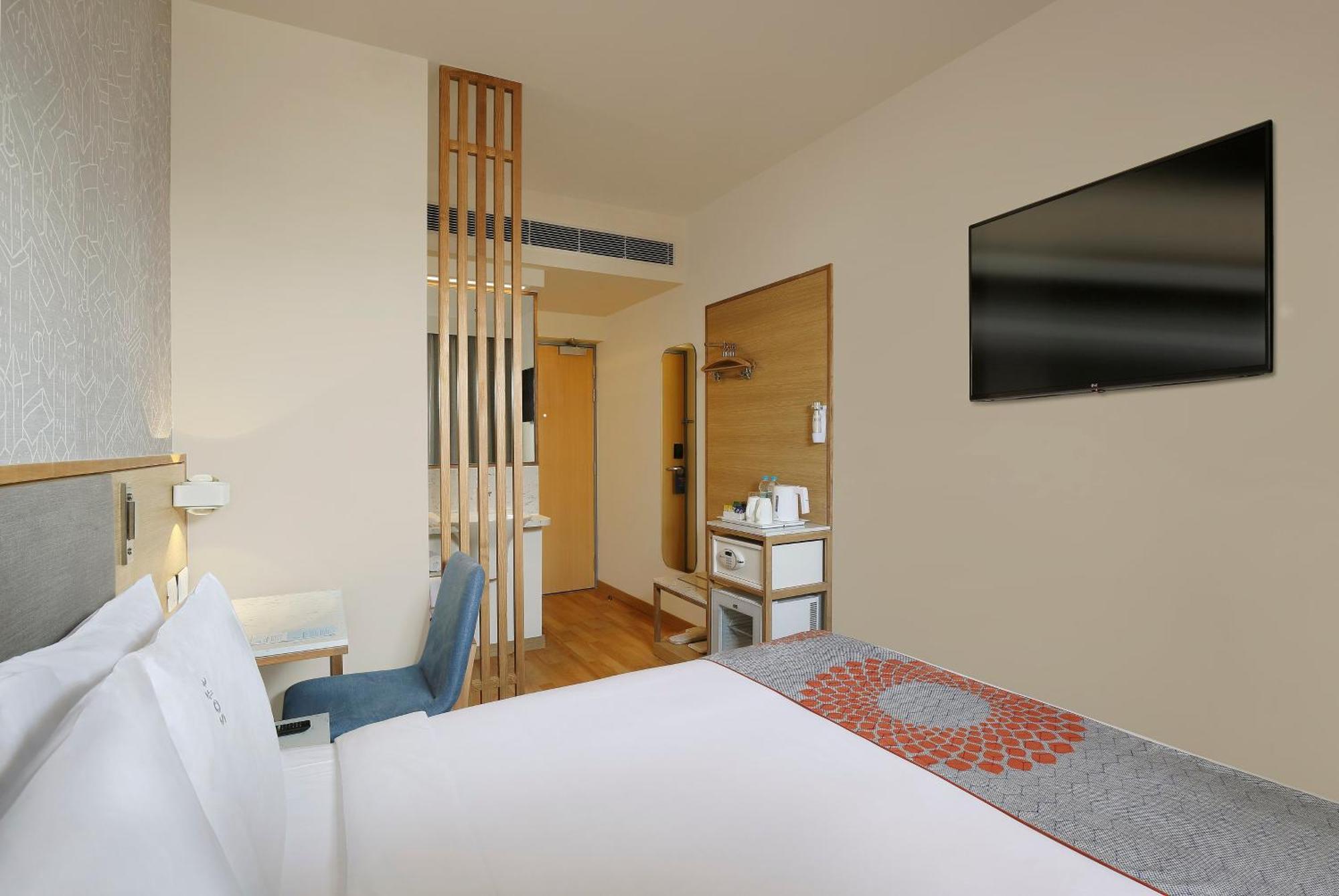 Express Prahlad Nagar By Ihg 4*