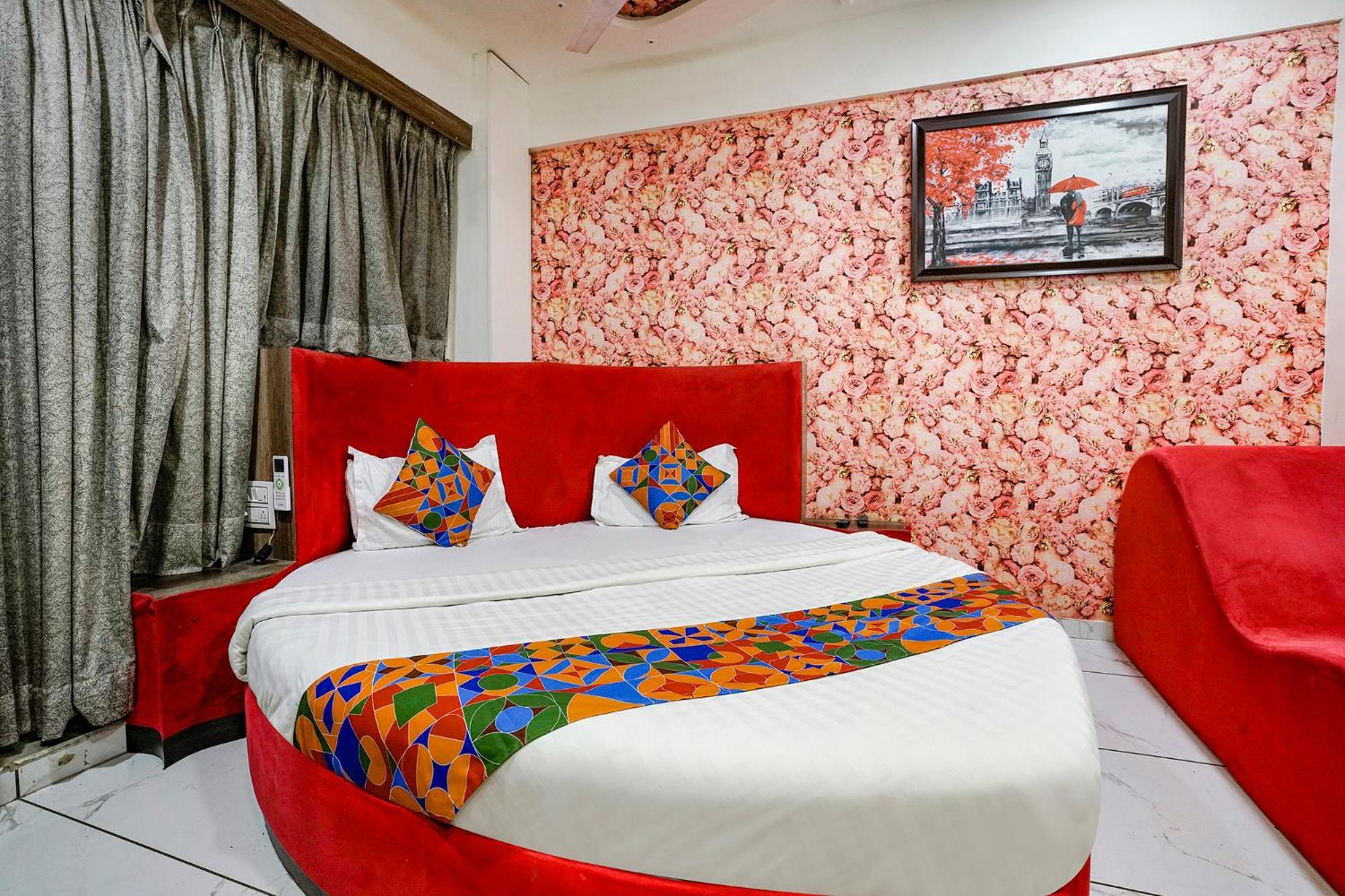 Hotel Fabhotel Asiana 3*