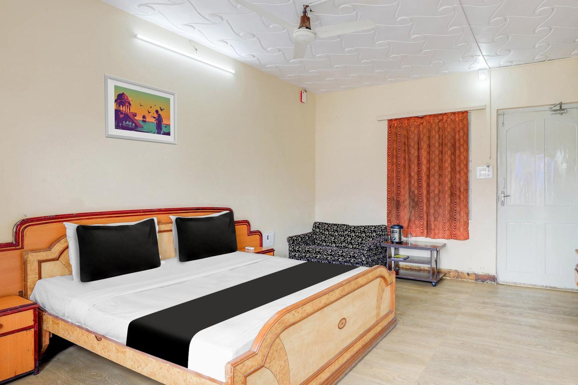 O Ellis 3* Ahmedabad