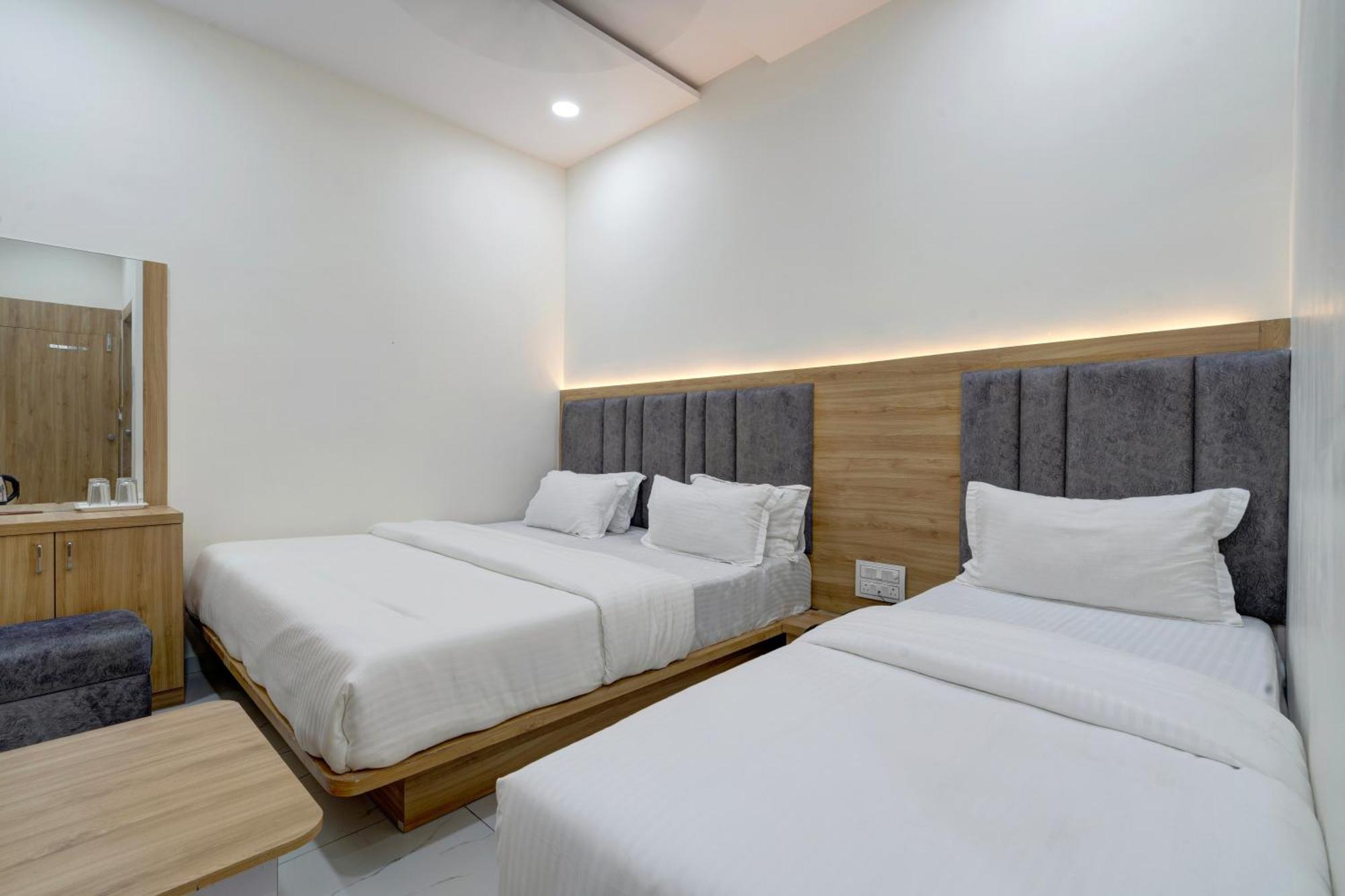 Apple View,ahmedabad Hotel