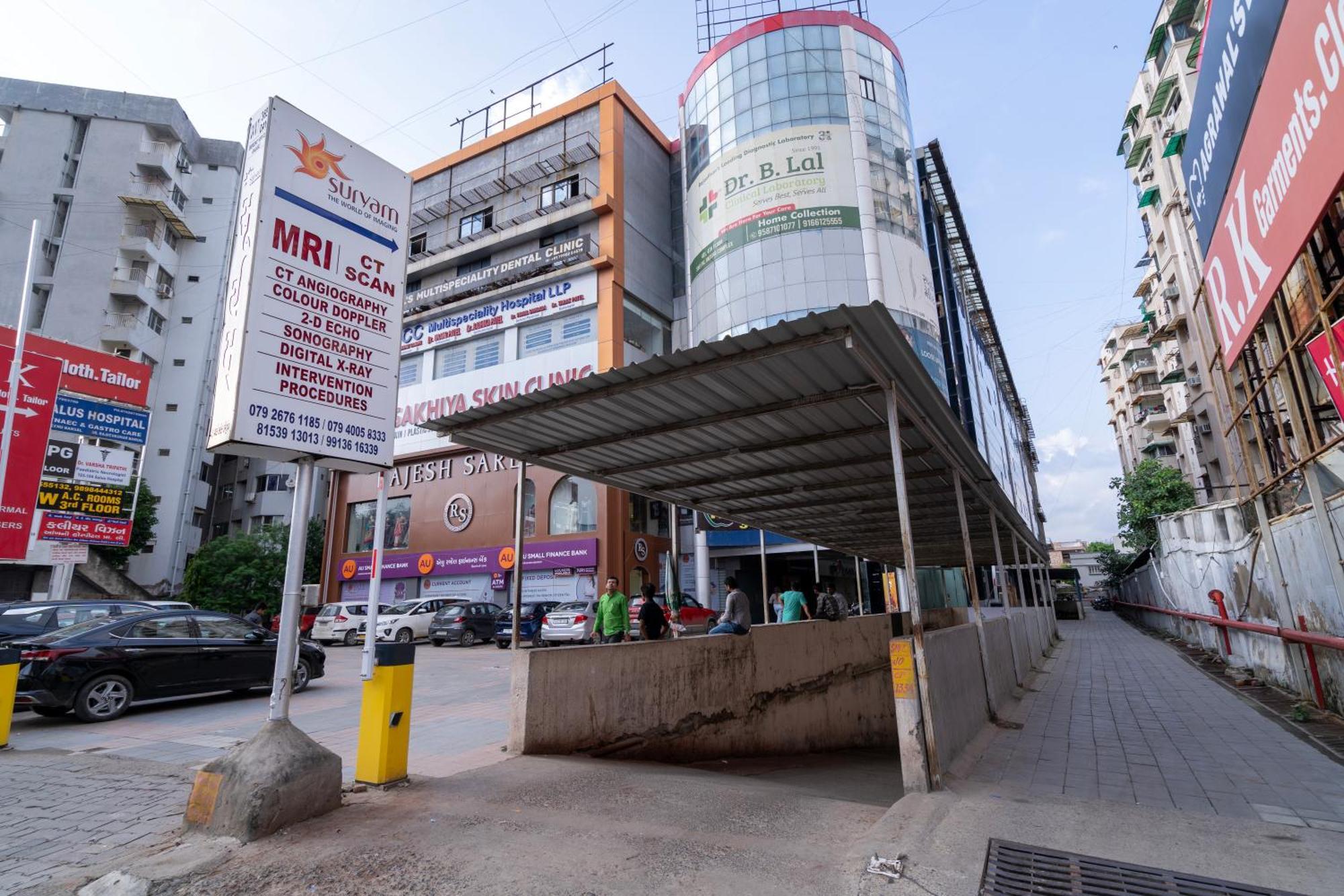 Apple View,ahmedabad 3*