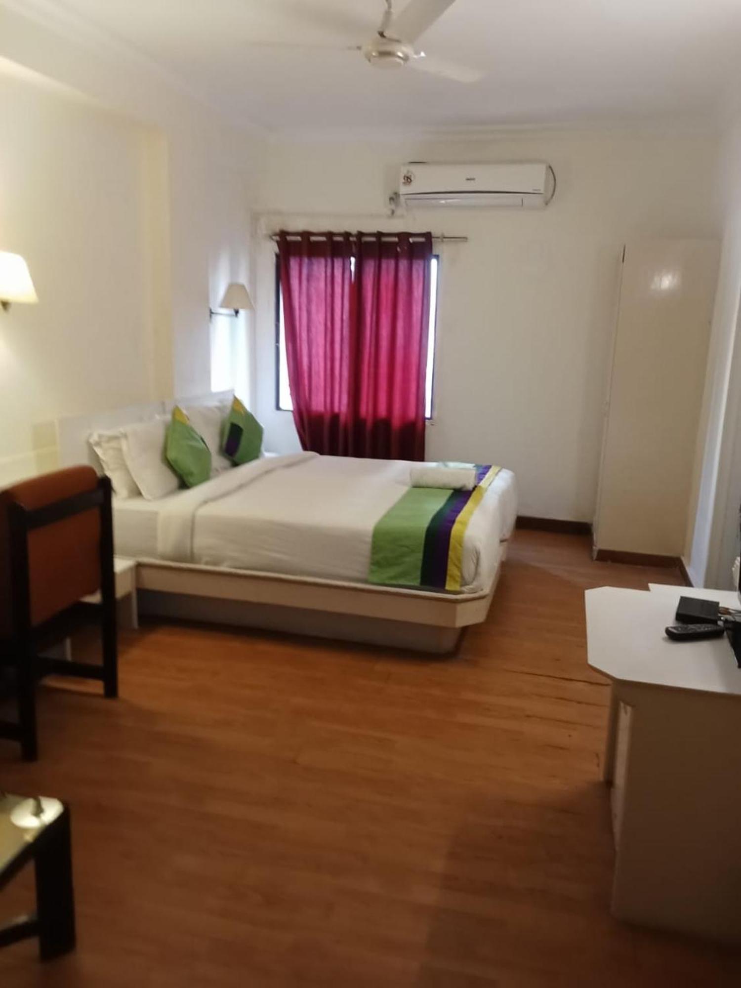 Crown 3* Ahmedabad