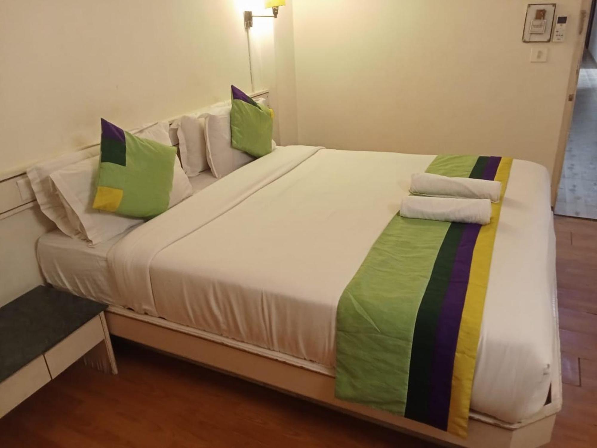 Hotel Crown 3*