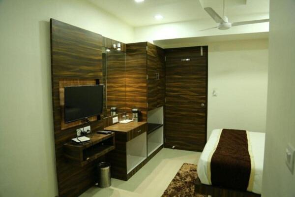 Acomodação com café da manhã  Gitanjali Ahmedabad