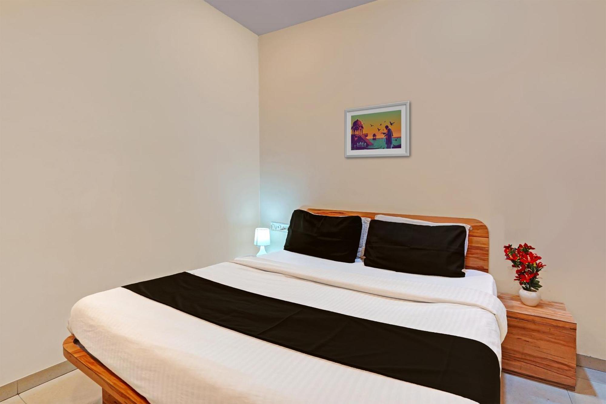 Hotel O Radhanand
