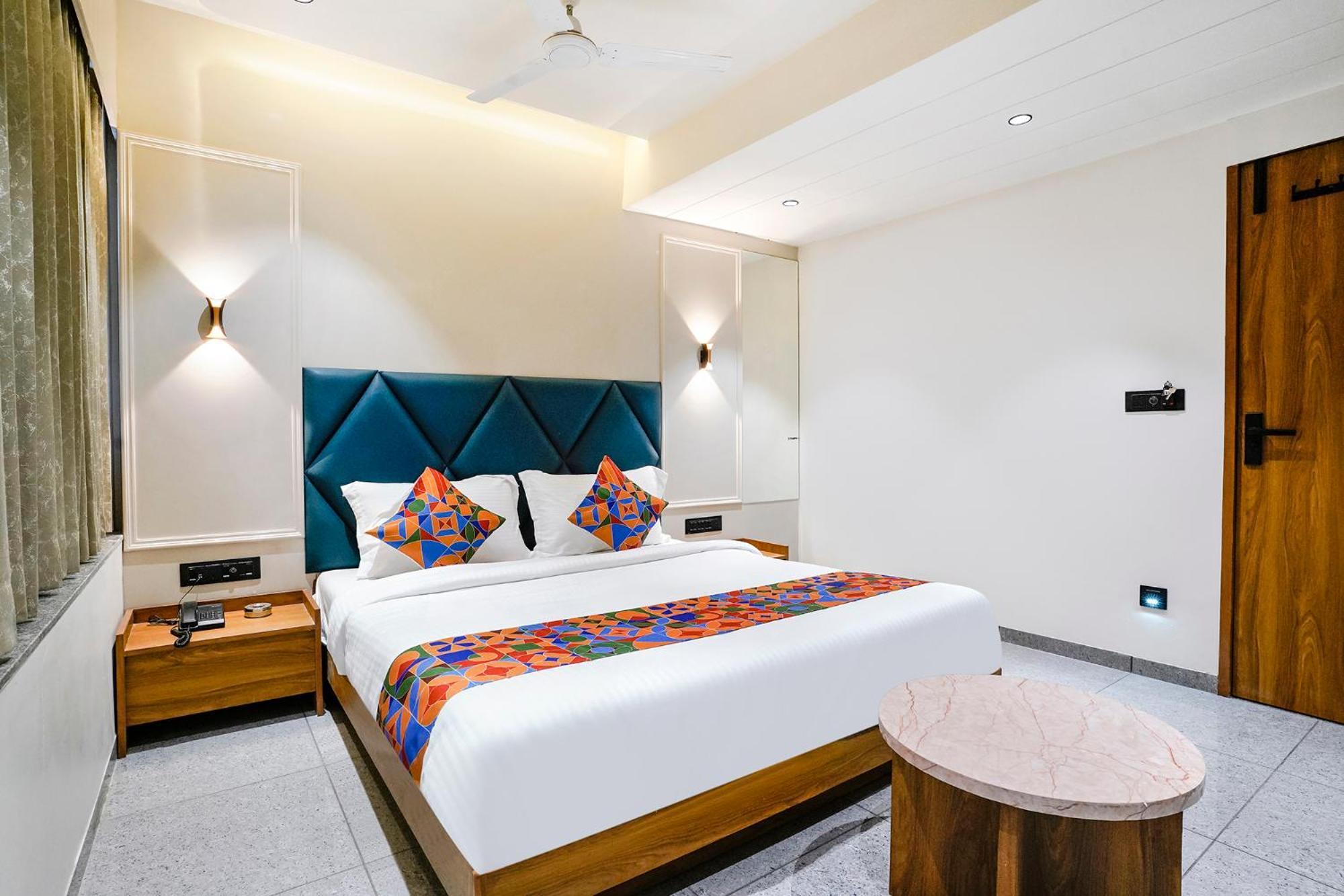 Fabhotel M S Residency 3*