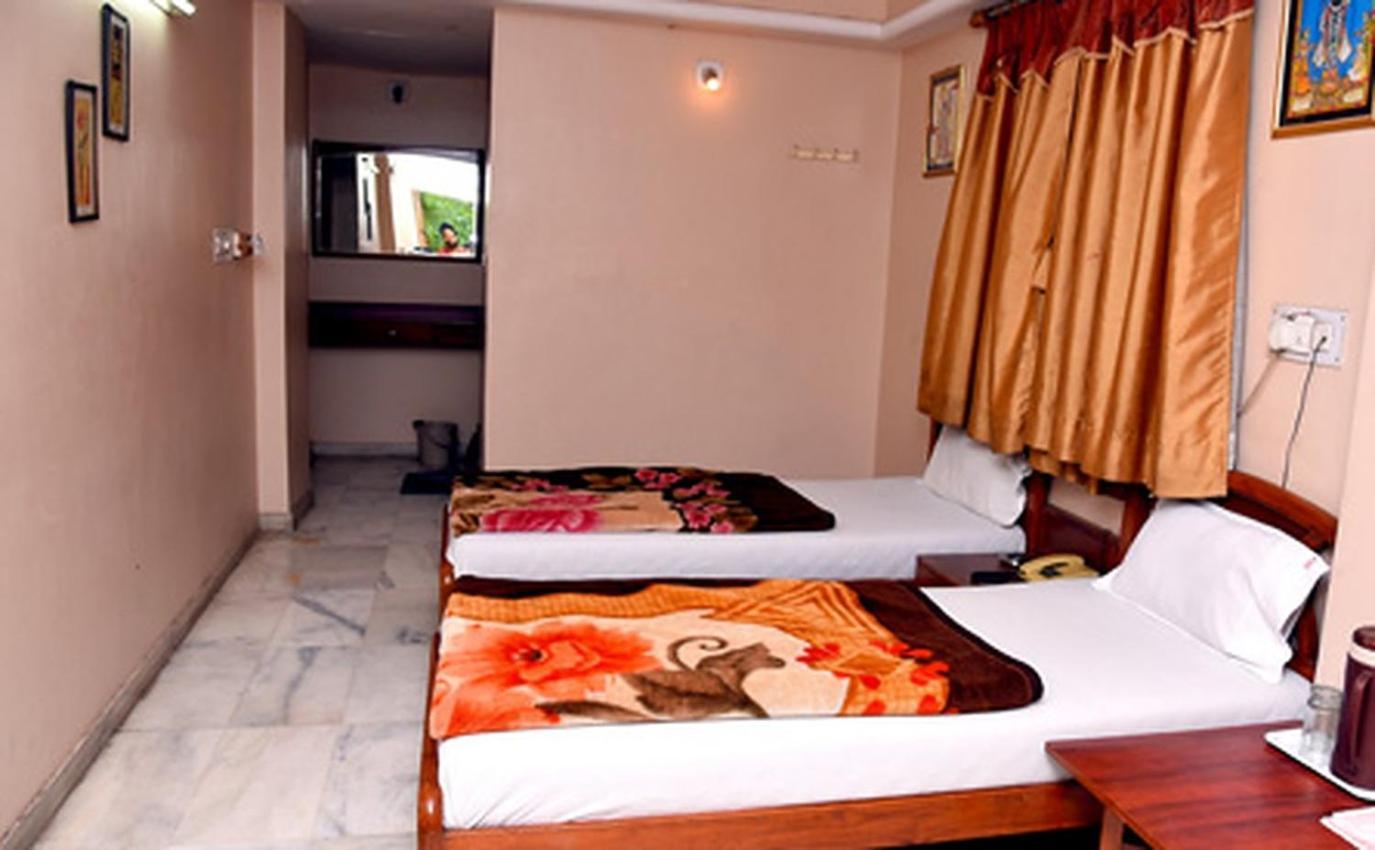 Hotel Jai Radhe