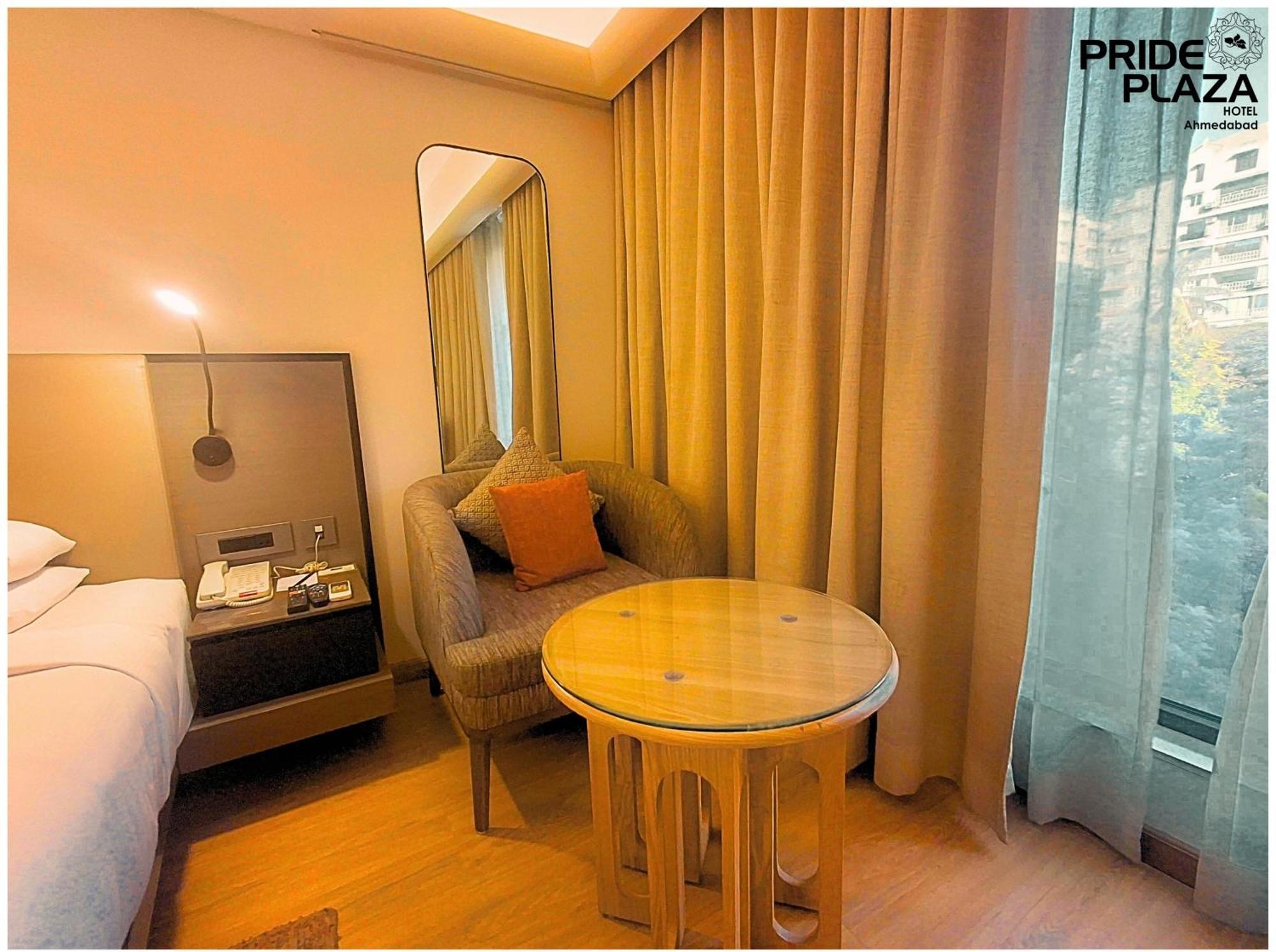 Pride Plaza Hotel, Hotel 5*
