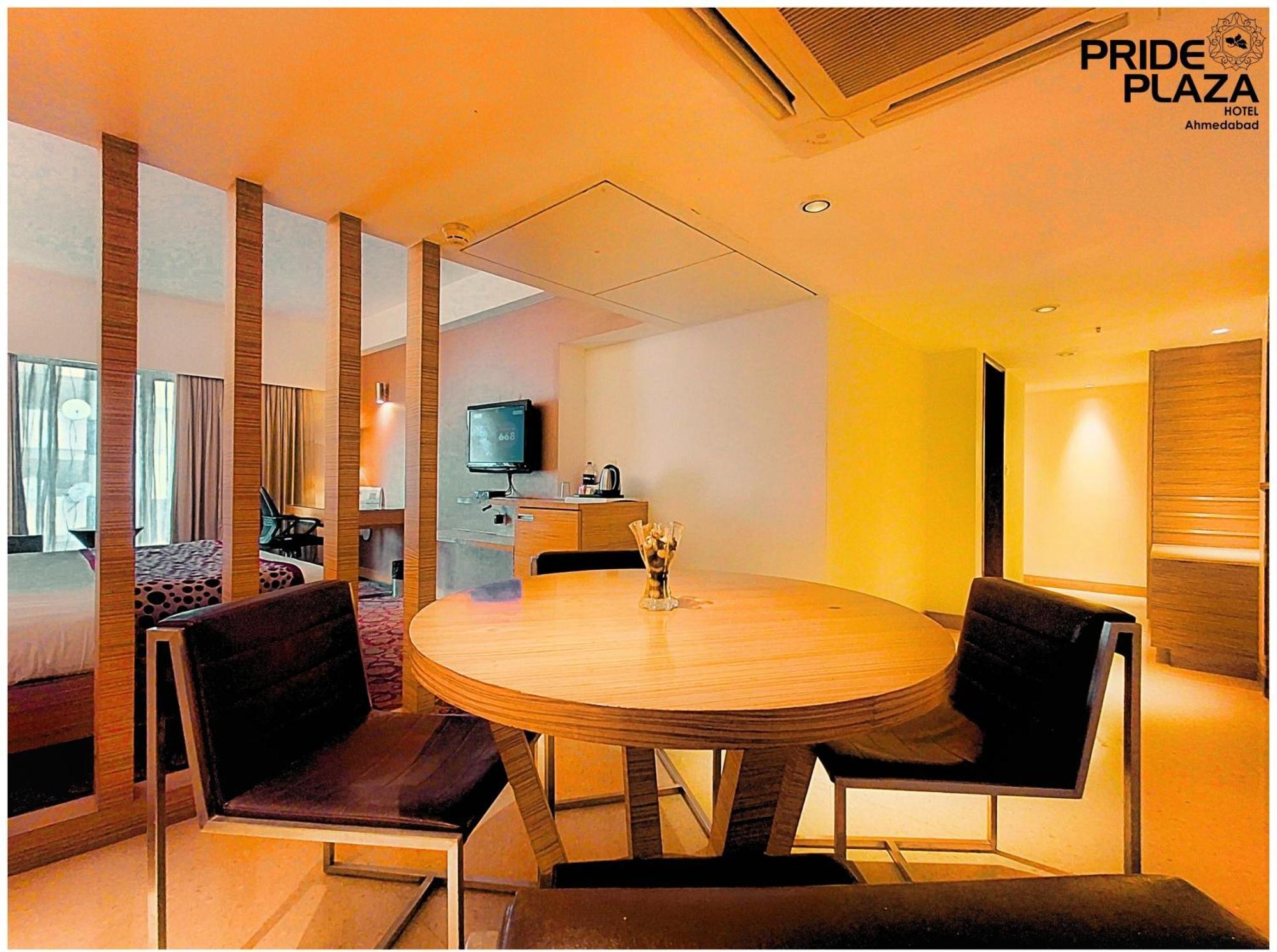 Pride Plaza Hotel, Hotel 5*