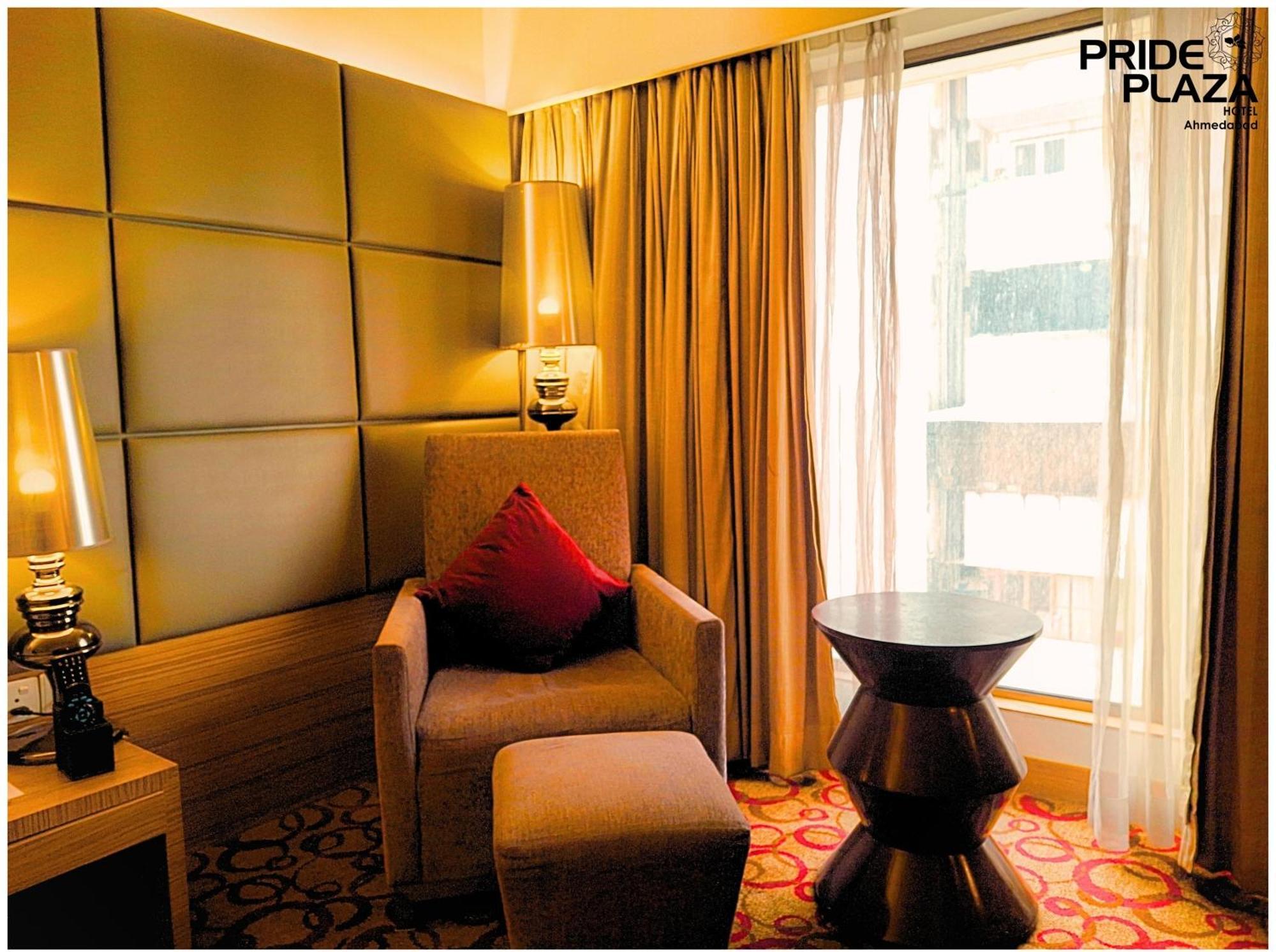 Pride Plaza Hotel, Hotel Ahmedabad