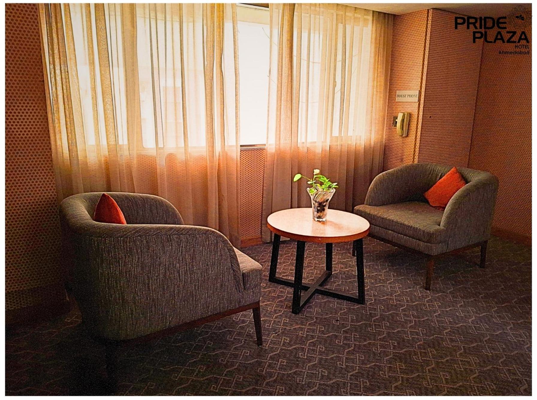 Hotel Pride Plaza Hotel,