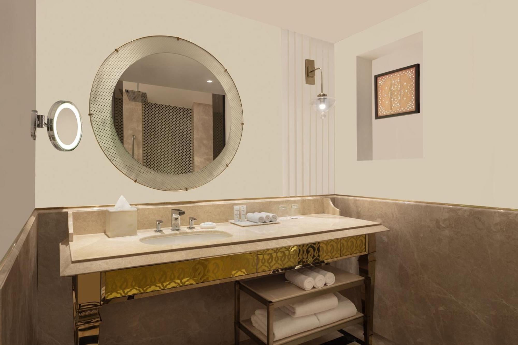 Itc Narmada, A Luxury Collection Hotel, Hotel 5*