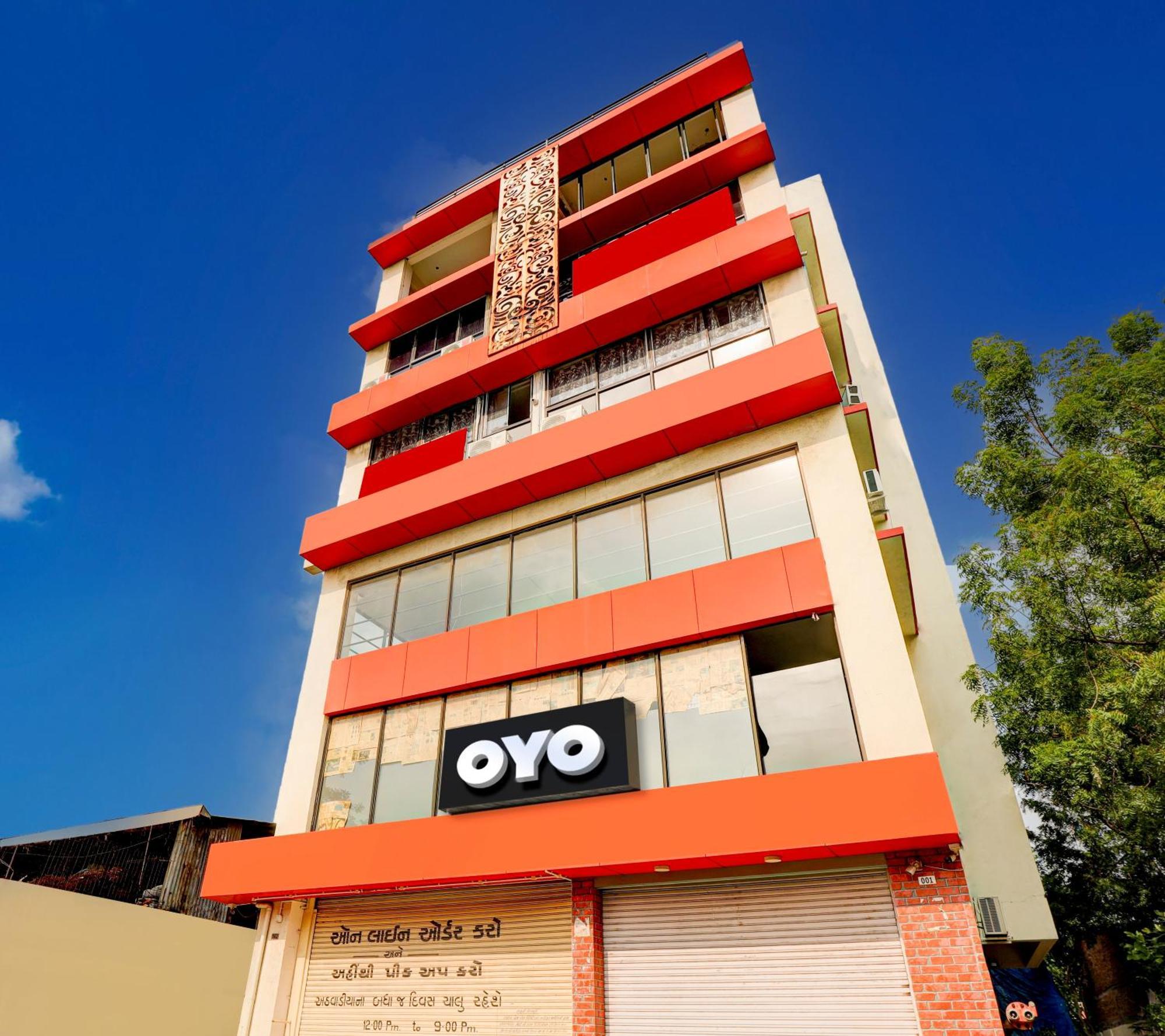 Hotel Hotel O Royal Inn Ahmedabad