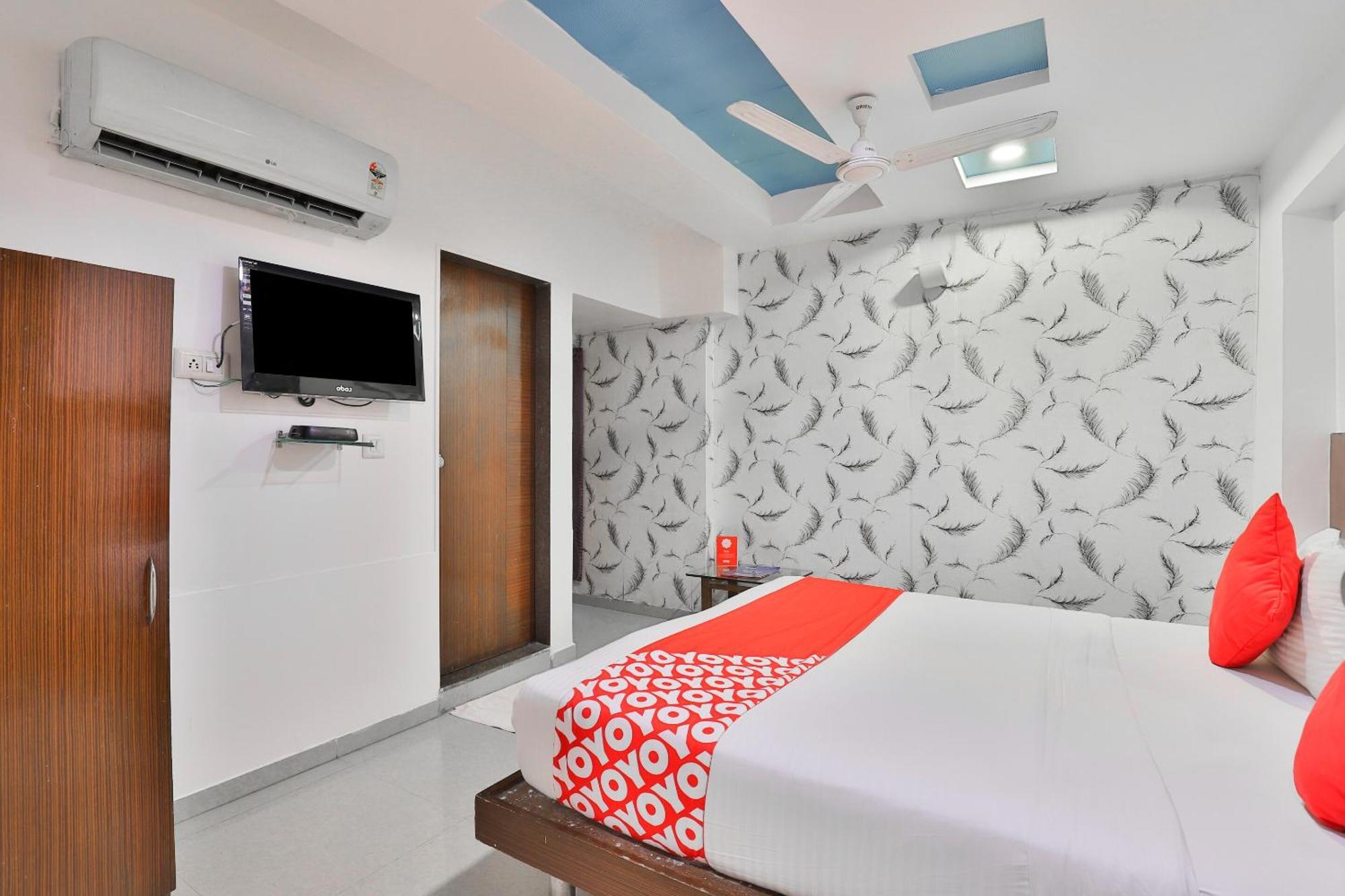 O Keshav Hotel 3*