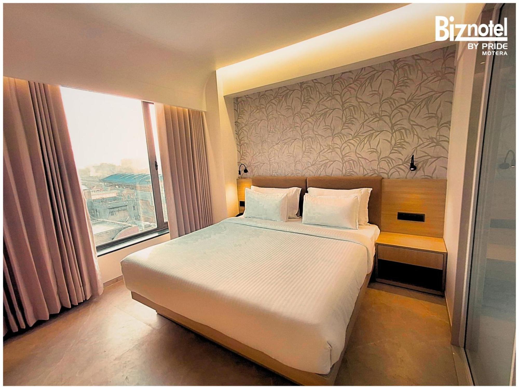 Biznotel By Pride Motera Hotel 4*