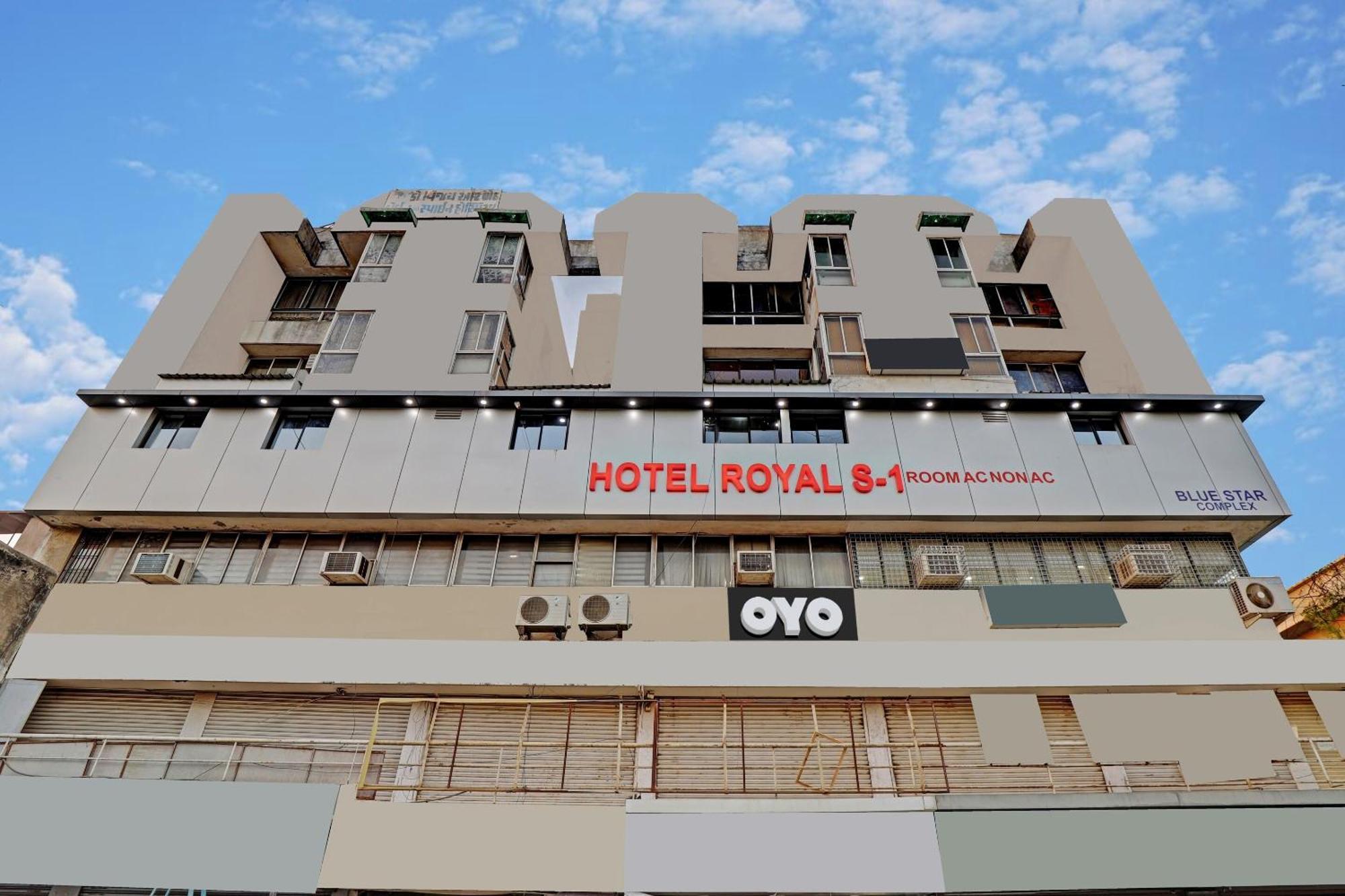 Hotel O Royal S1