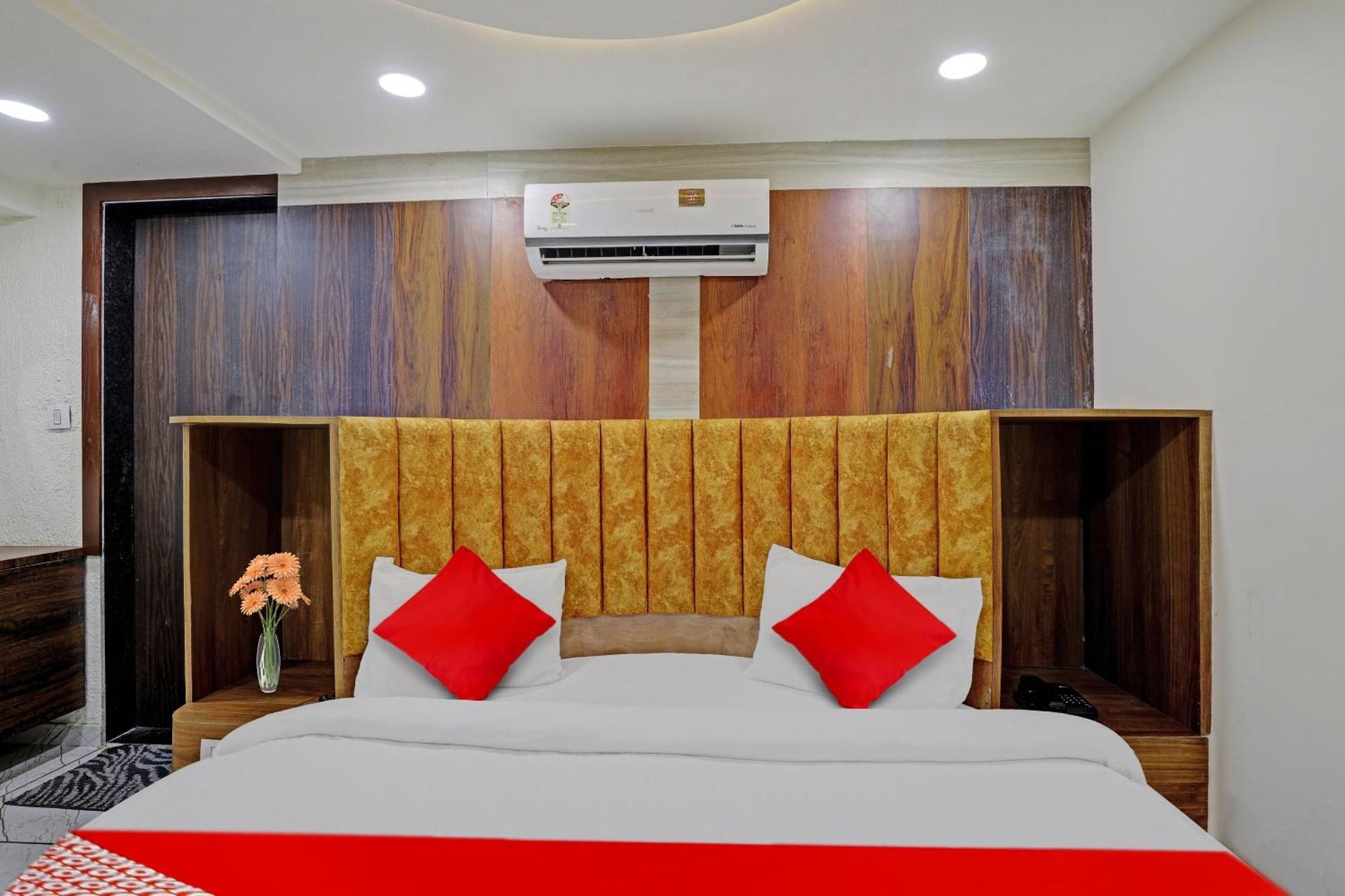 Hotel O Royal S1 Ahmedabad