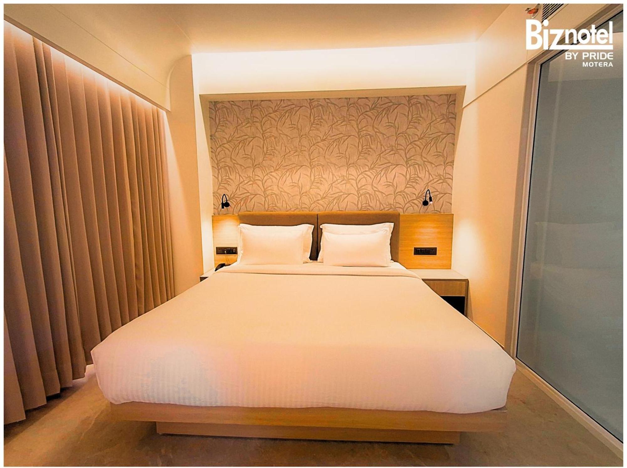 Biznotel By Pride Motera Hotel 4*