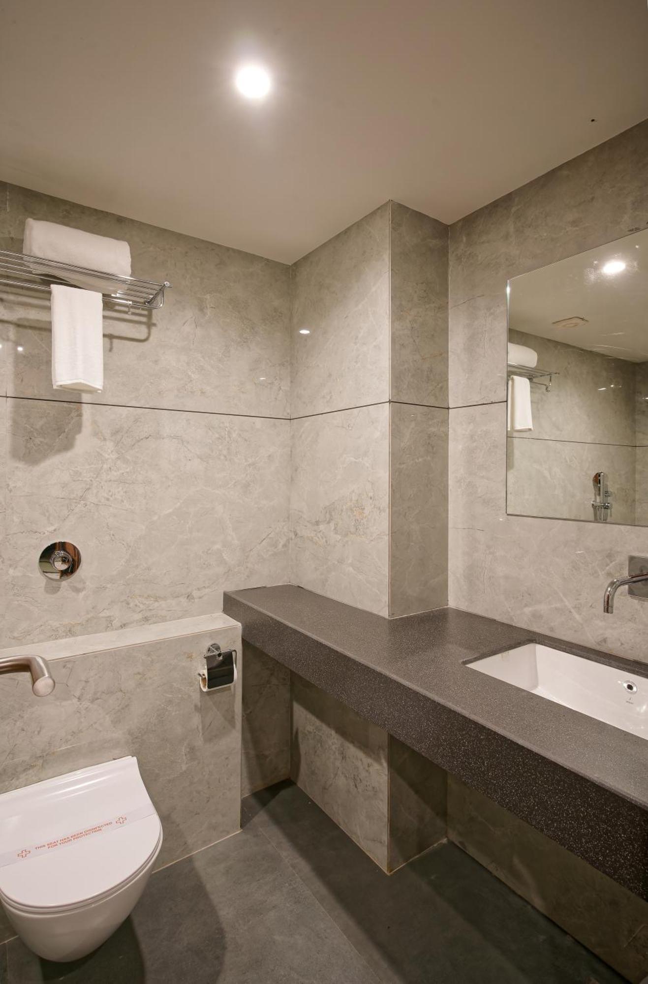 Plenteous 3* Ahmedabad