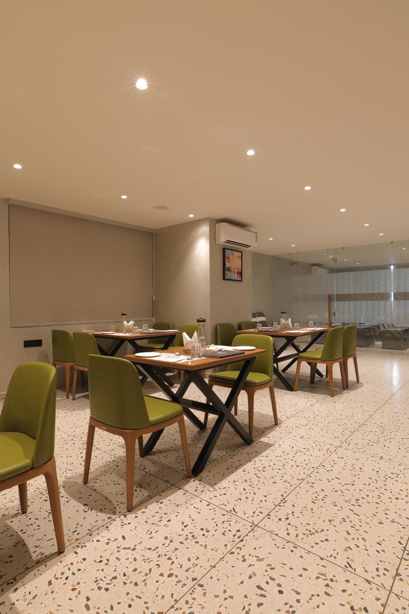 Hotel Plenteous Ahmedabad