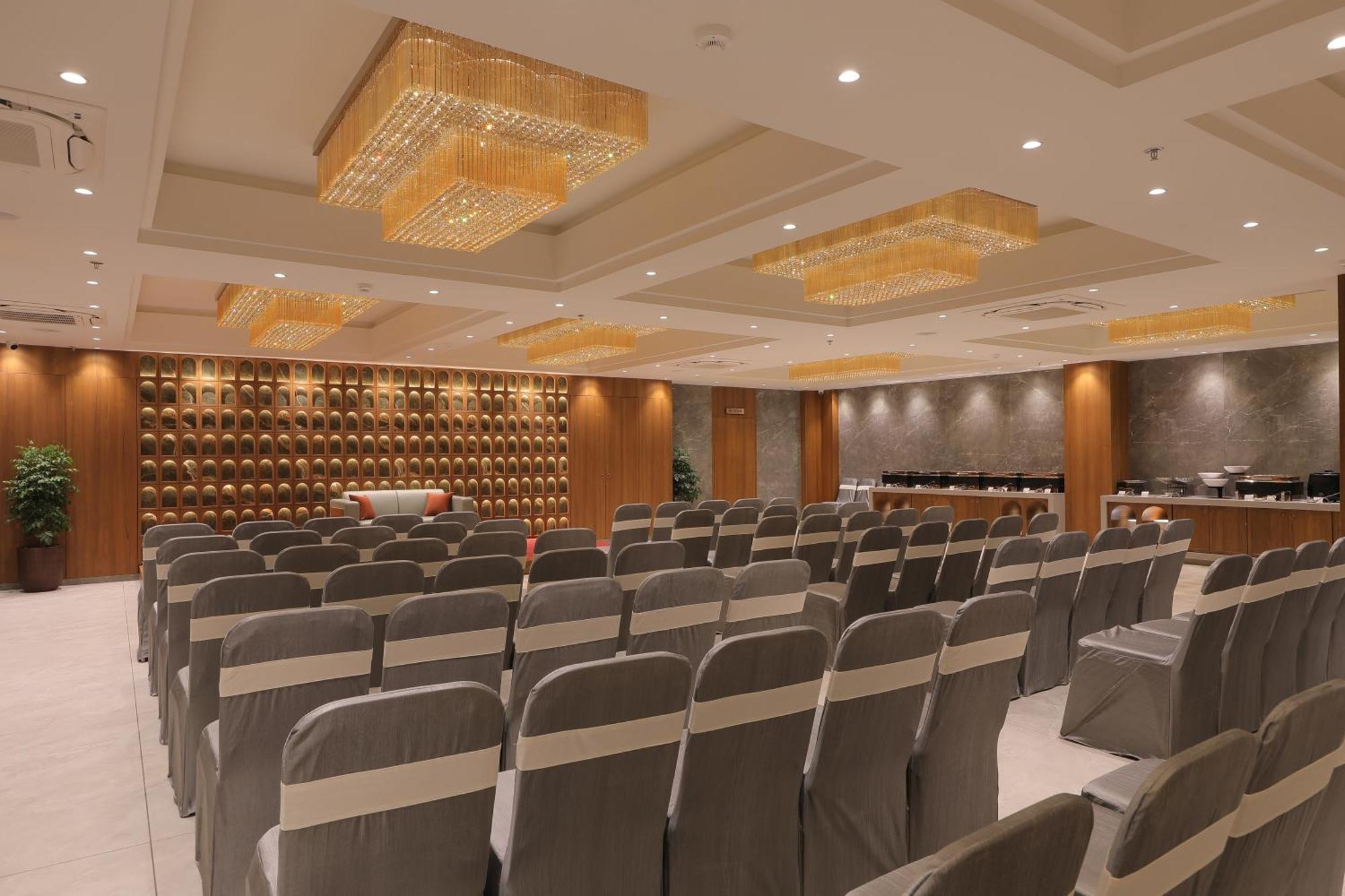 Hotel Plenteous