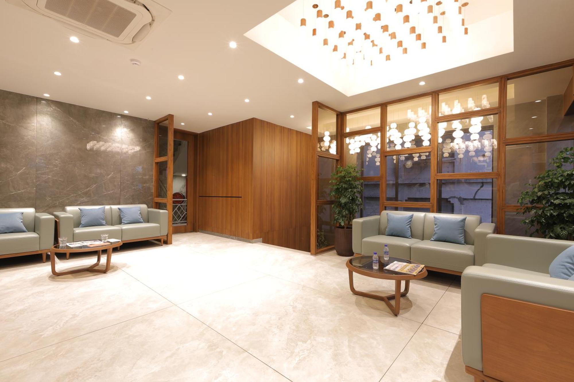 Plenteous 3* Ahmedabad