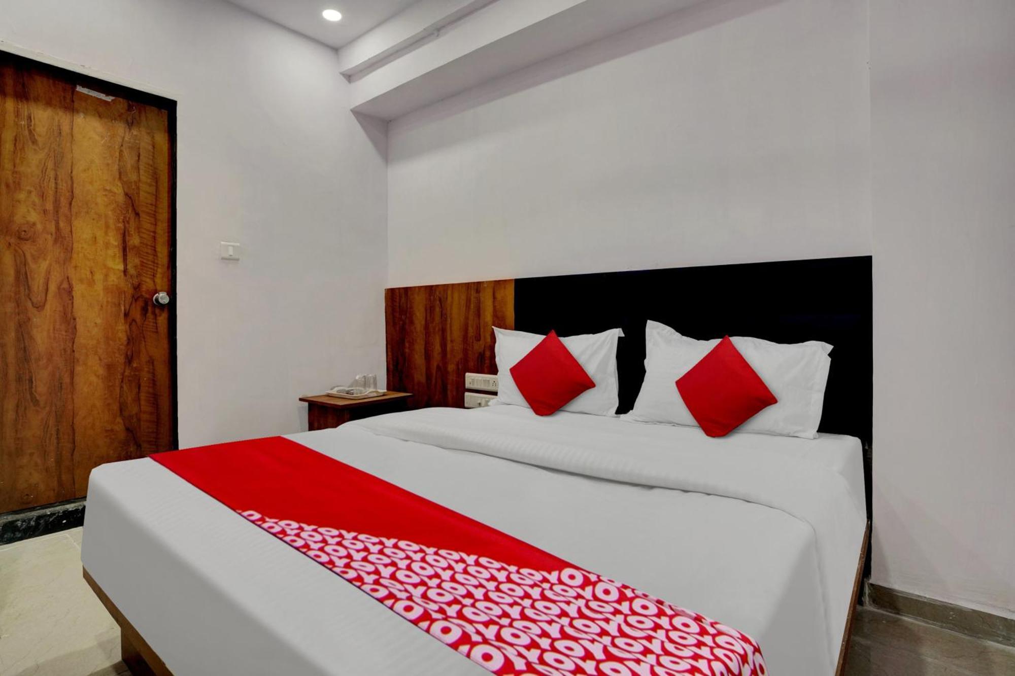 Vinayak Hotel 3*