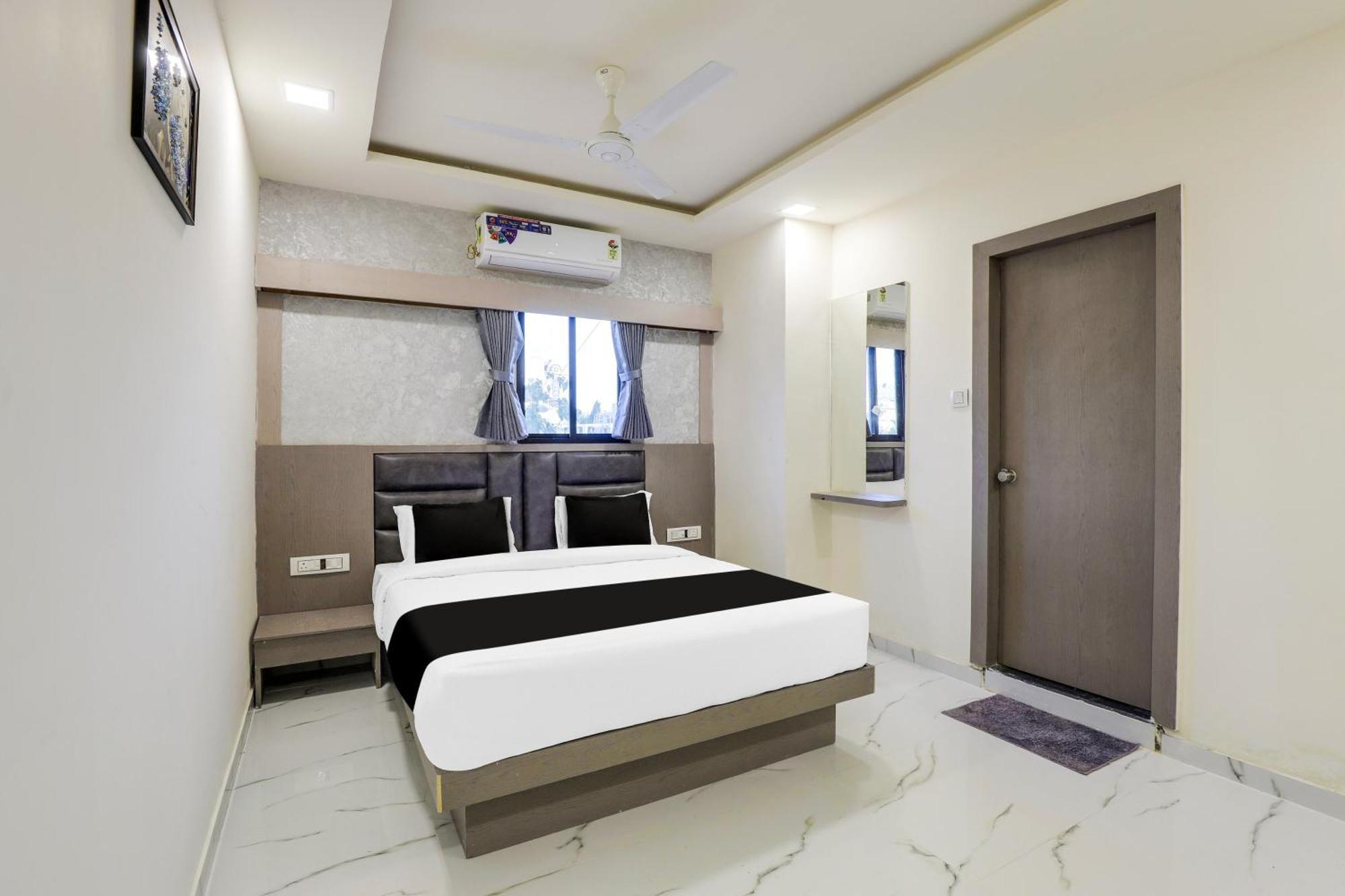 O Neek Palace Hotel