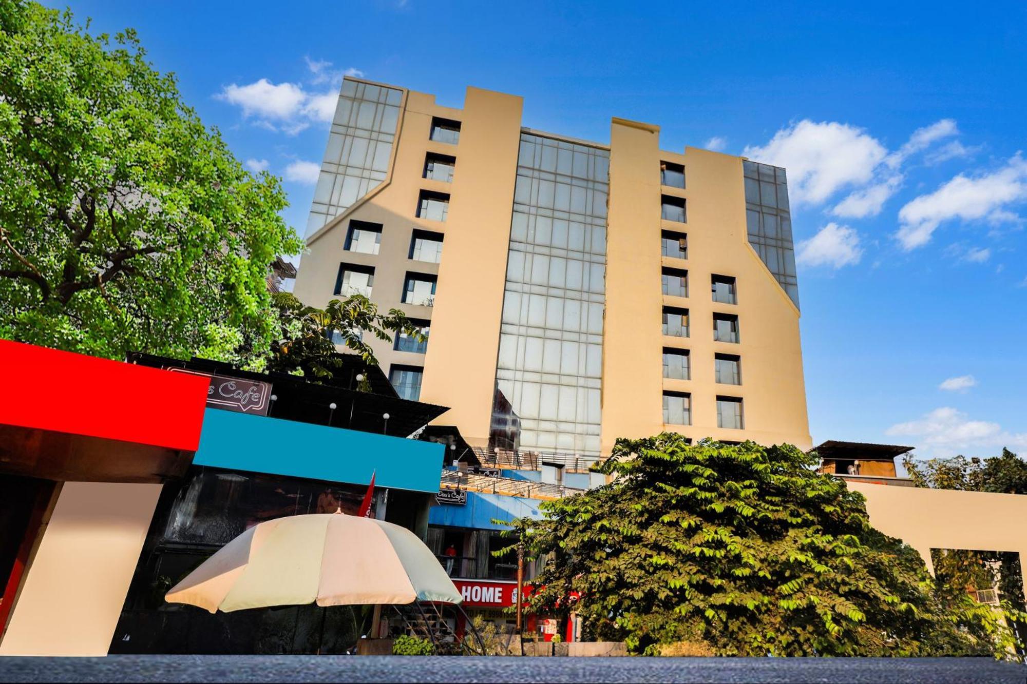 O Neek Palace Hotel Ahmedabad