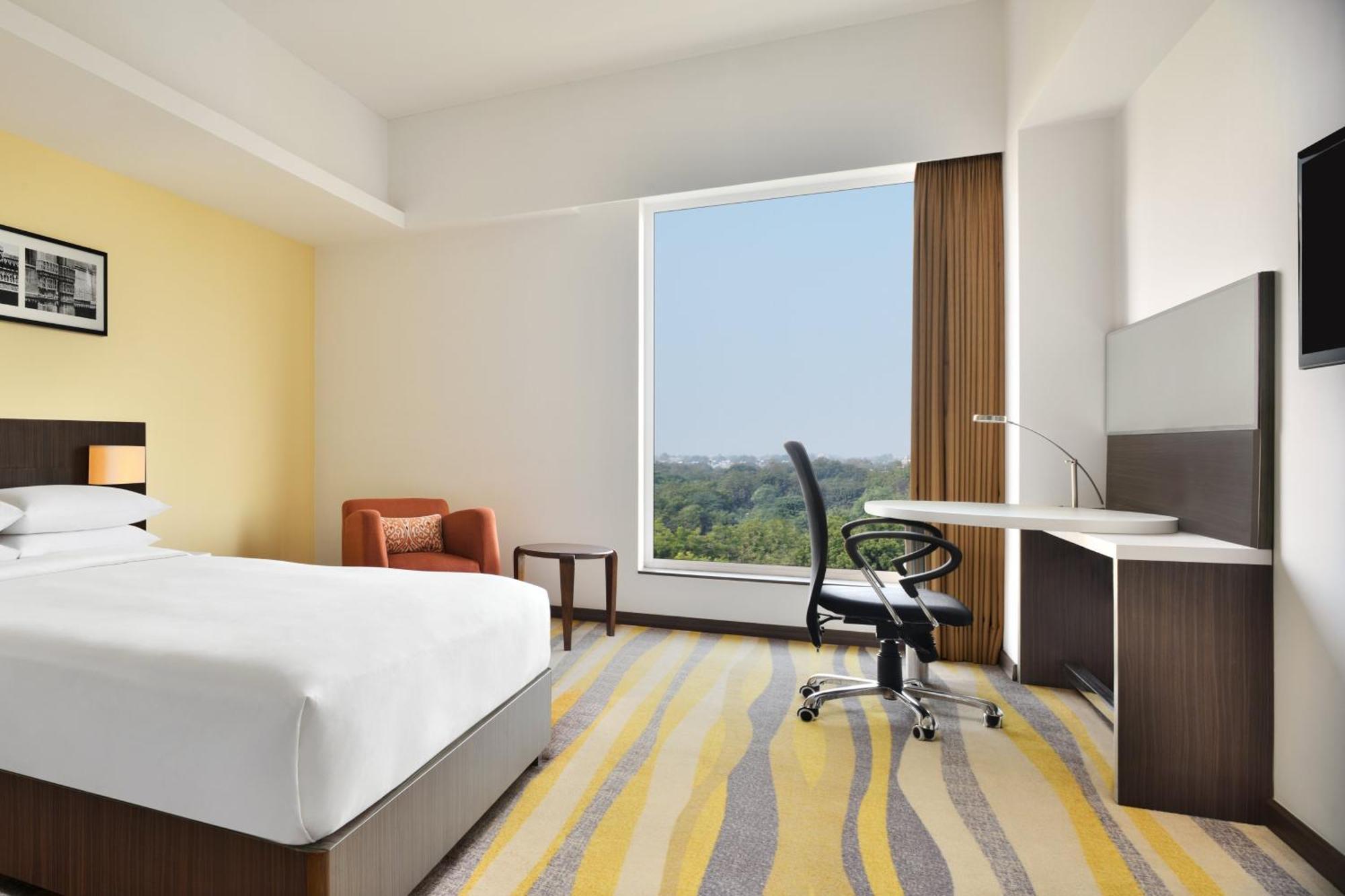 Fairfield By Marriott Hotel 4*