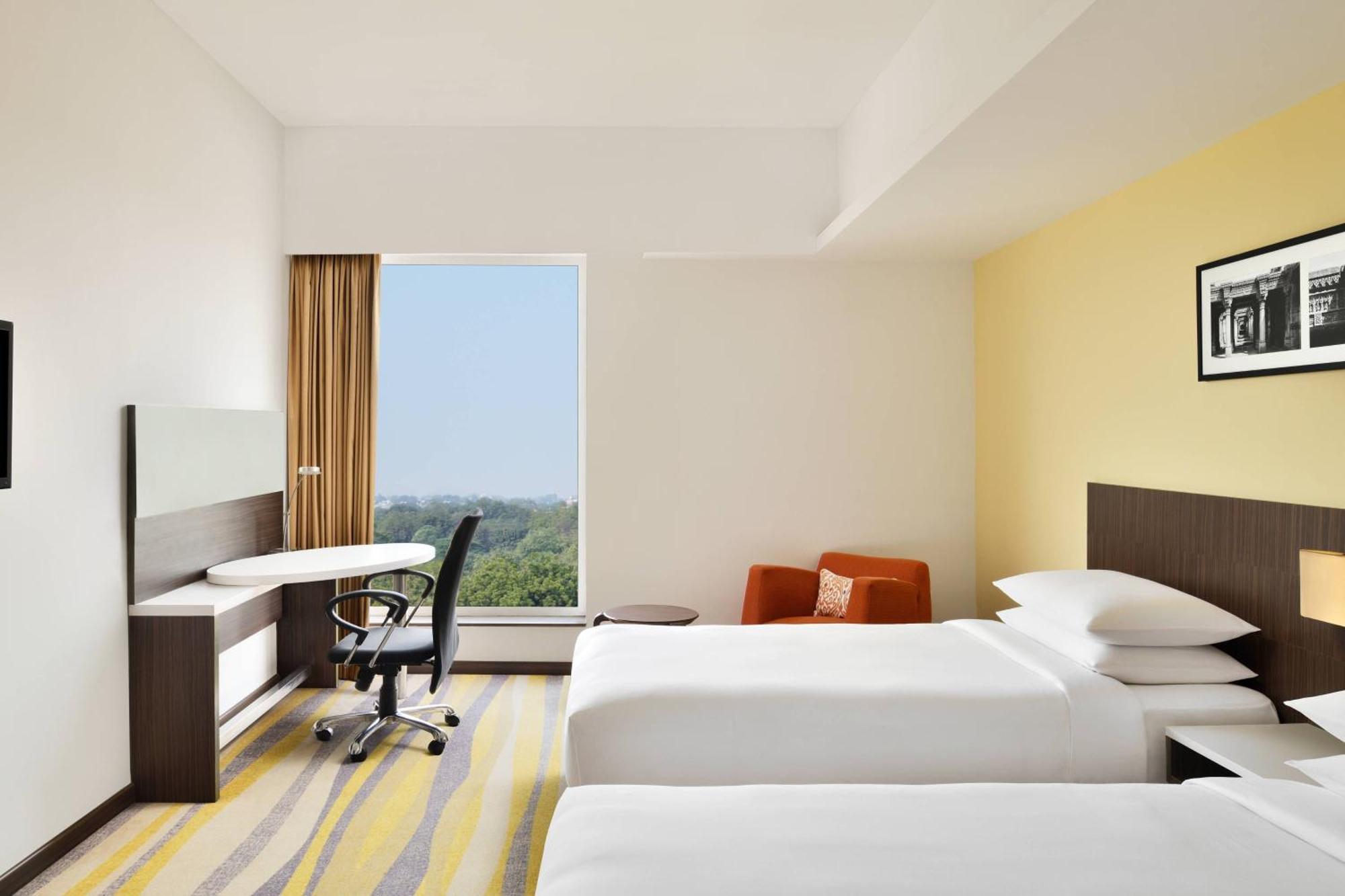 Hotel Fairfield By Marriott 4*