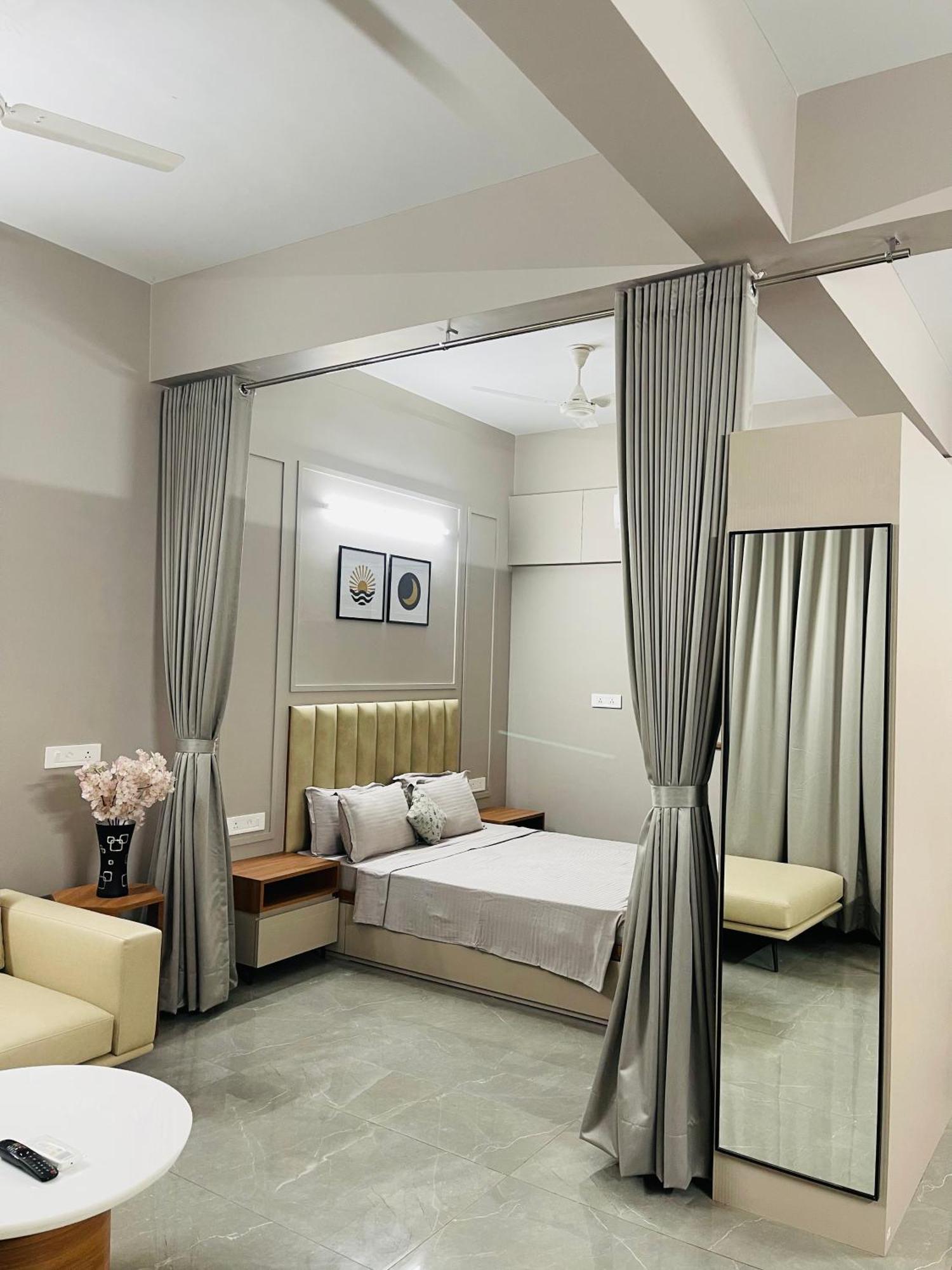 Pvr House - Second Floor Serenity * Ahmedabad