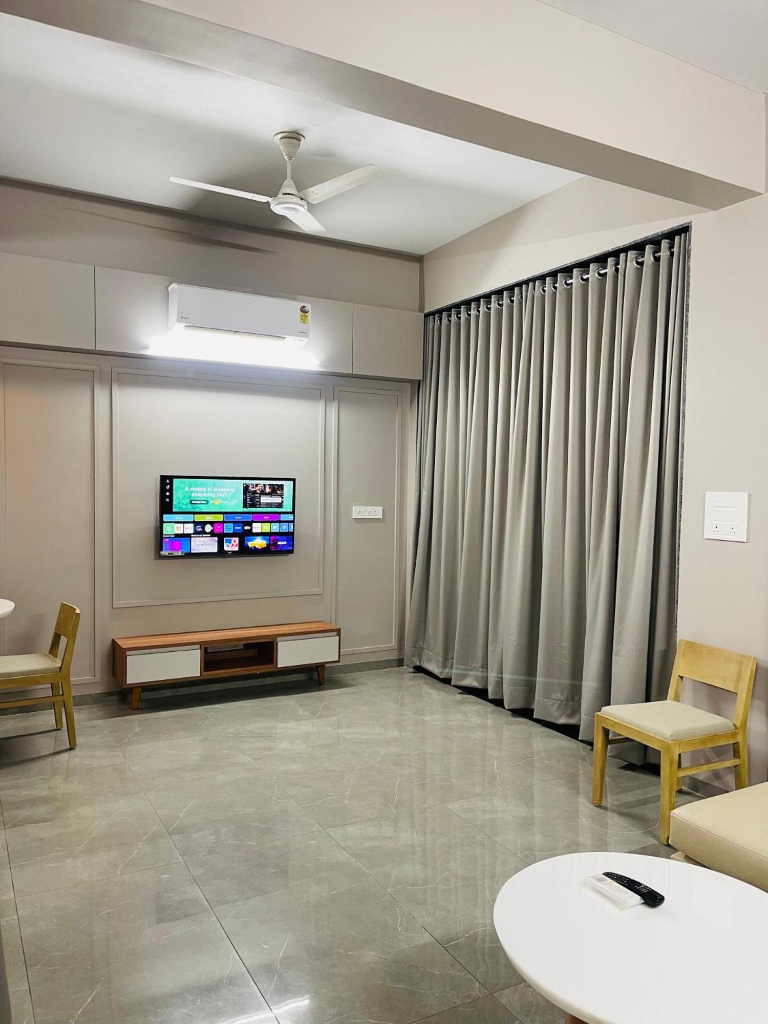 Pvr House - Second Floor Serenity *