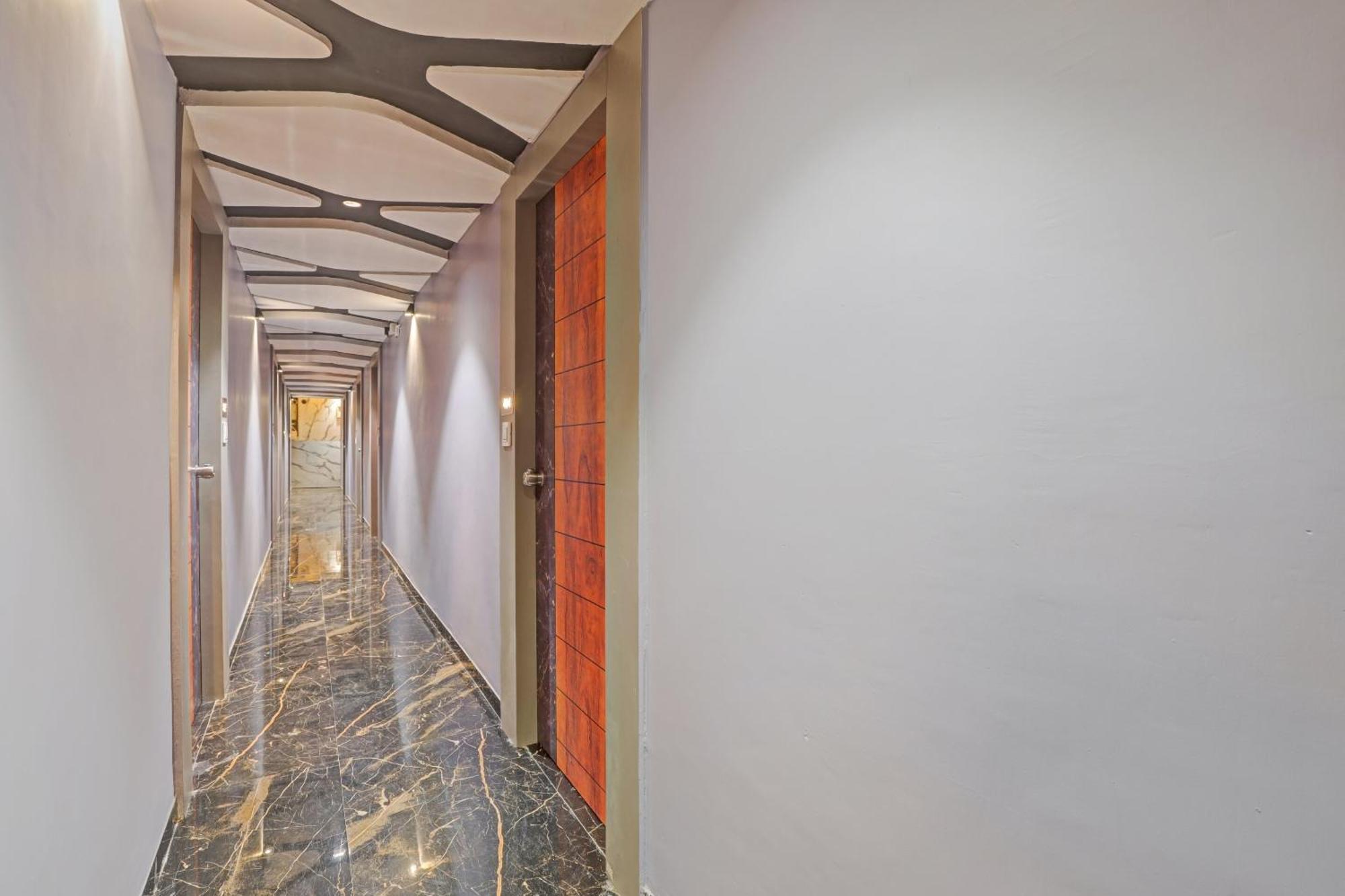Hotel Collection O Park View Ahmedabad