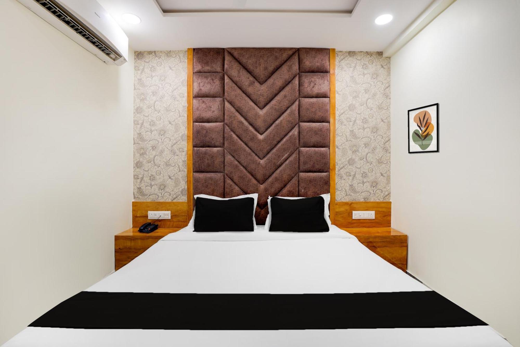Hotel O Shagun