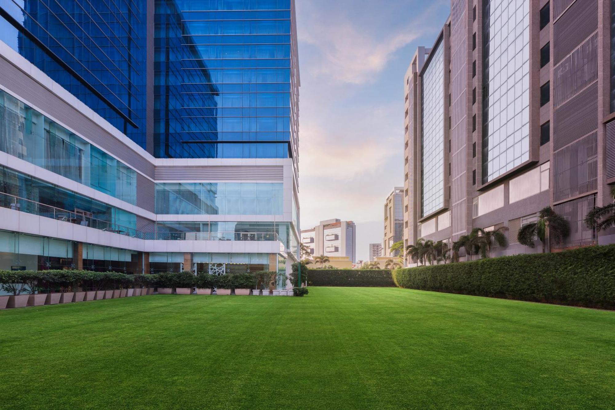 Hotel Renaissance Ahmedabad