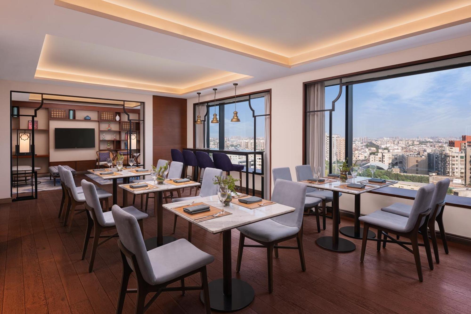 Renaissance 5* Ahmedabad