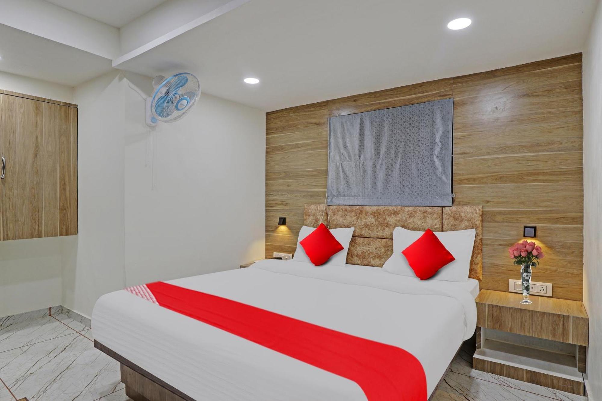 Hotel O Royal S1 3* Ahmedabad