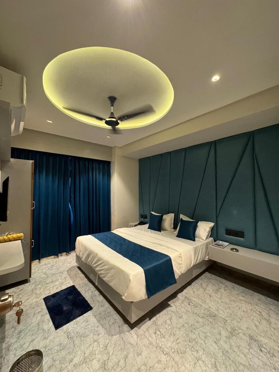 Hotel Parimal 3*