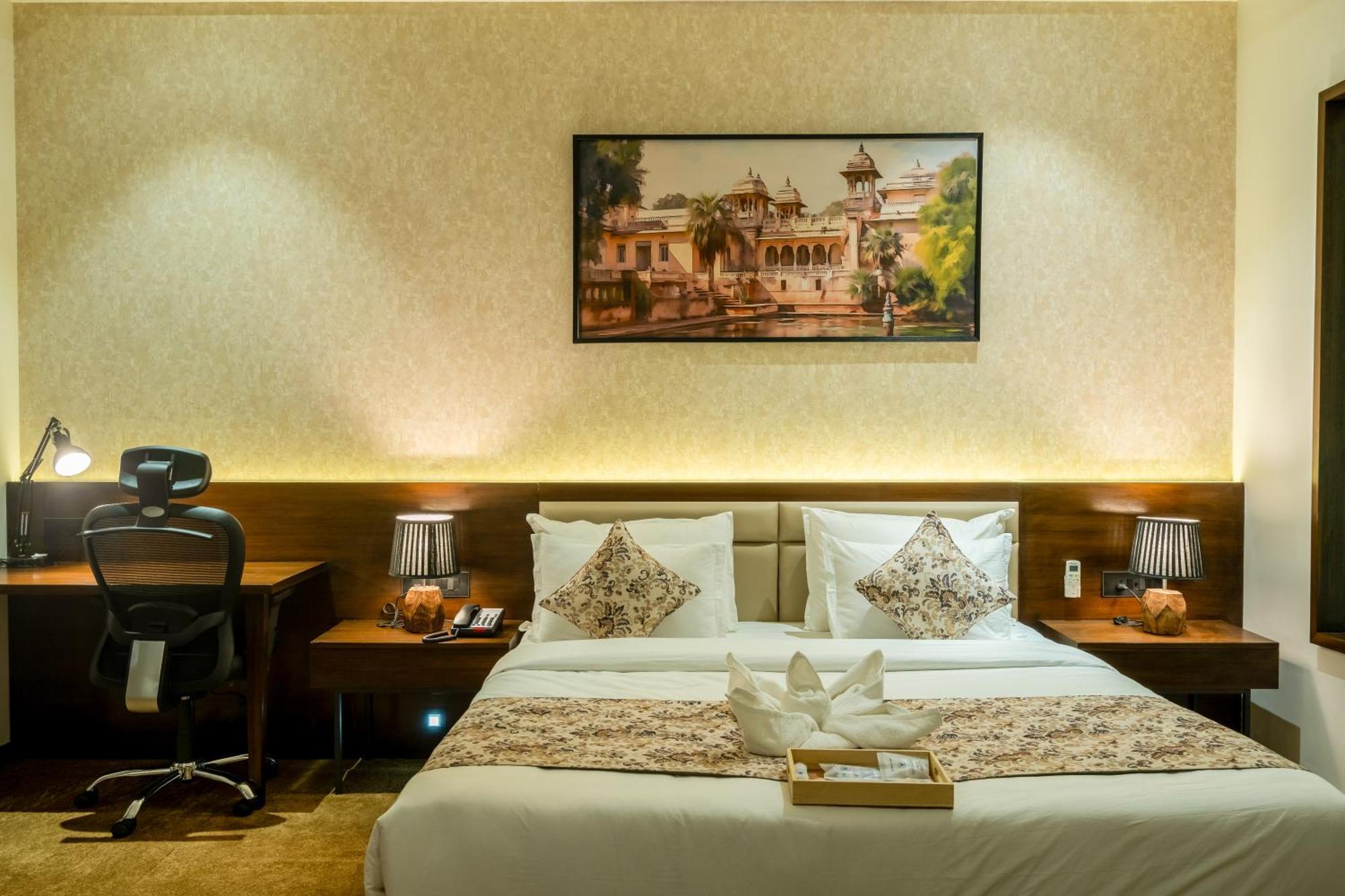 Hotel Mivaante Ahmedabad