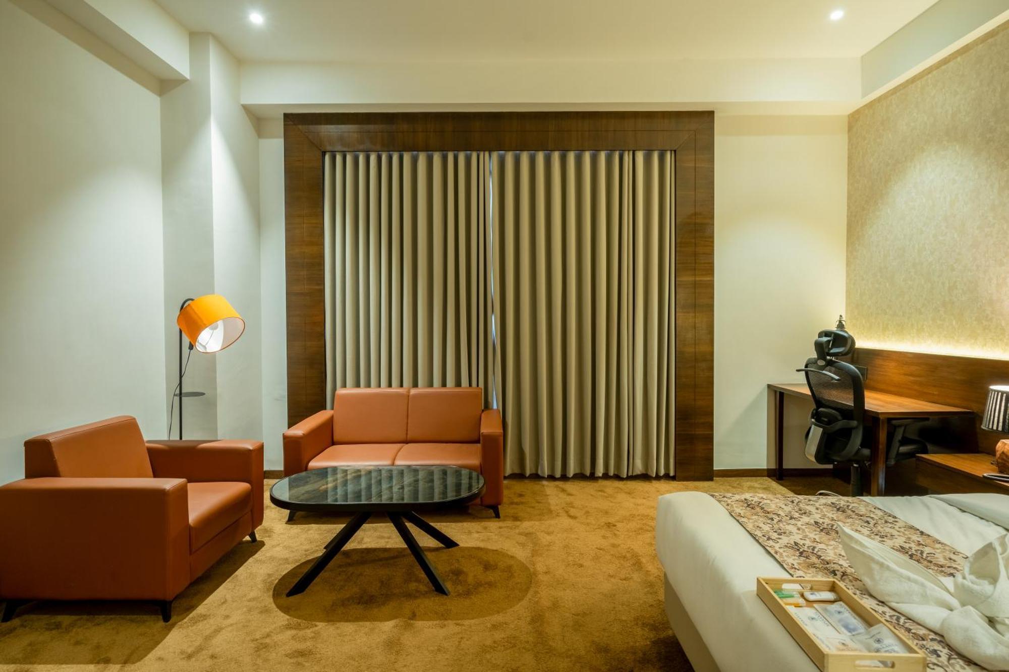 Hotel Mivaante Ahmedabad
