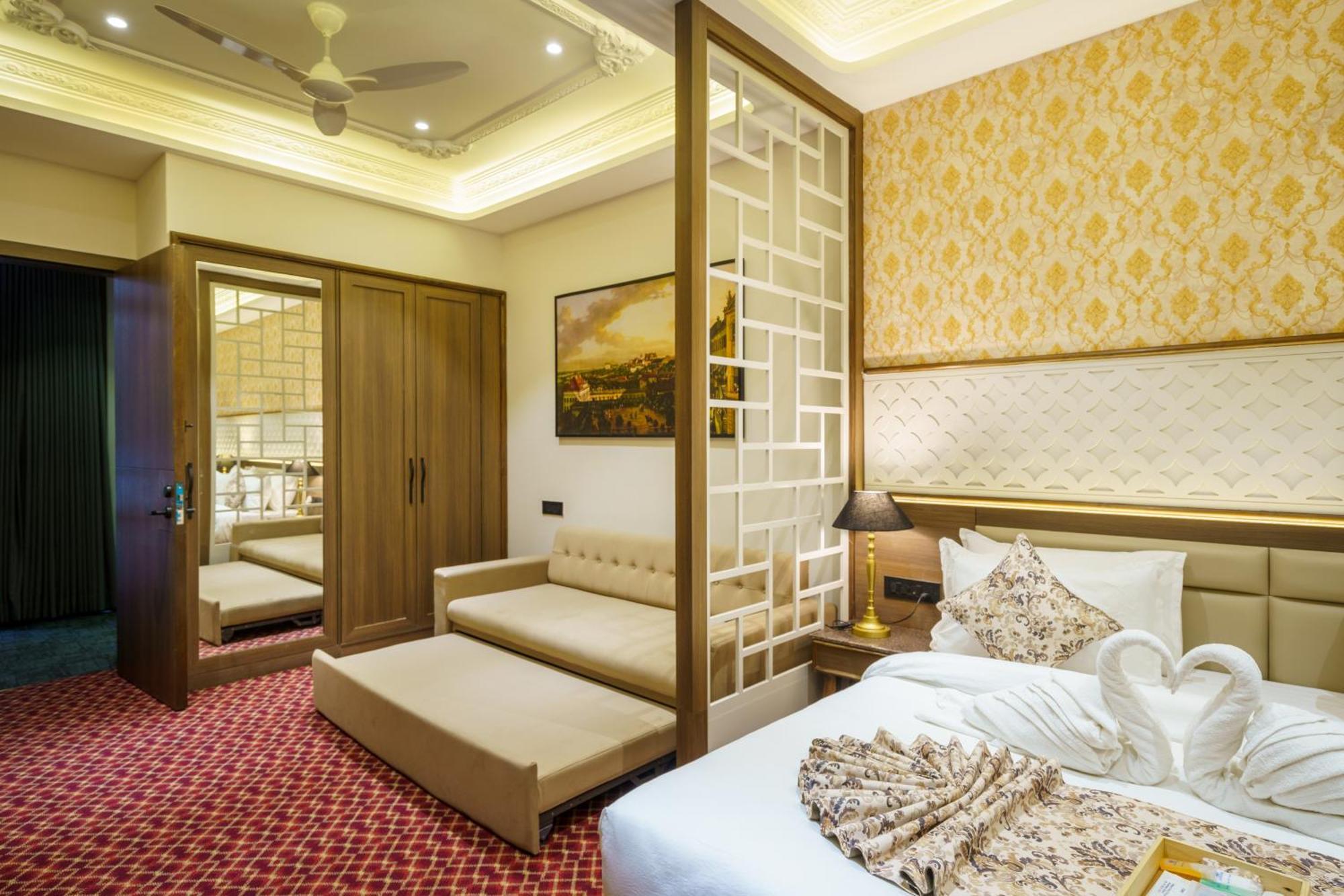 Hotel Mivaante Ahmedabad
