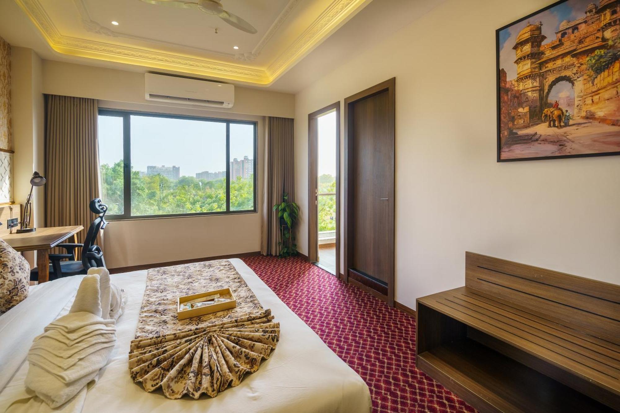 Mivaante Hotel Ahmedabad