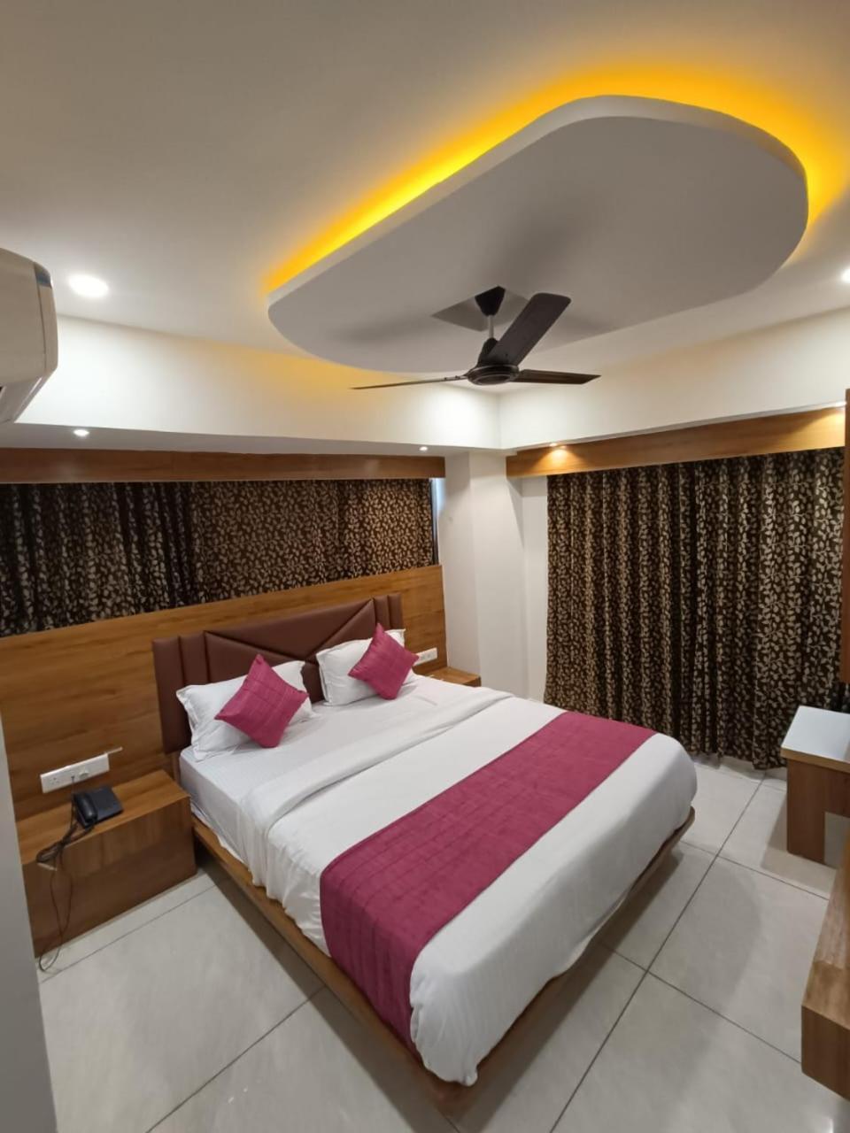 Rk Icon Bed & Breakfast *