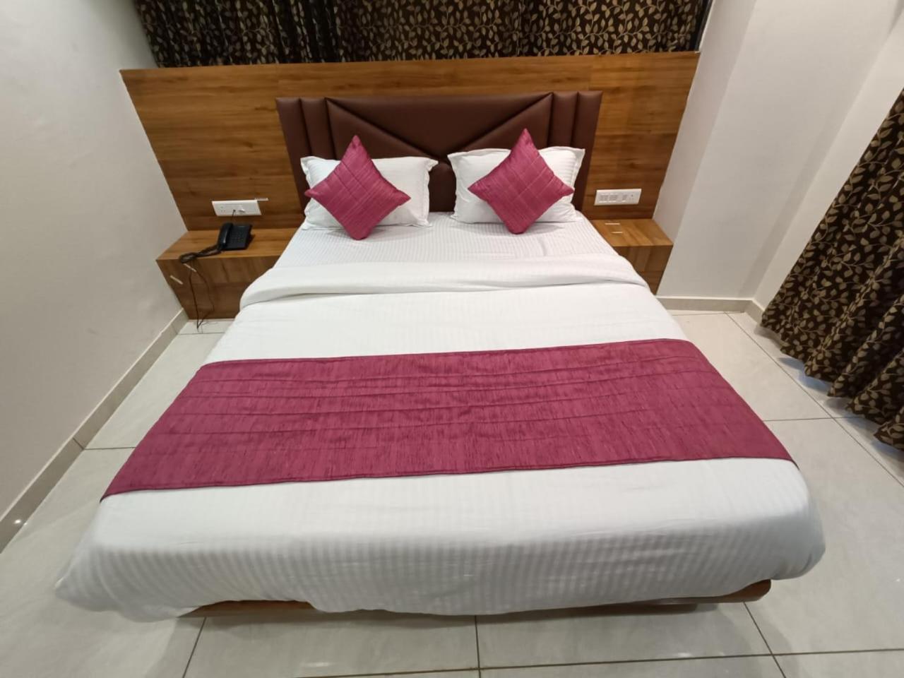 Bed & Breakfast Rk Icon Ahmedabad