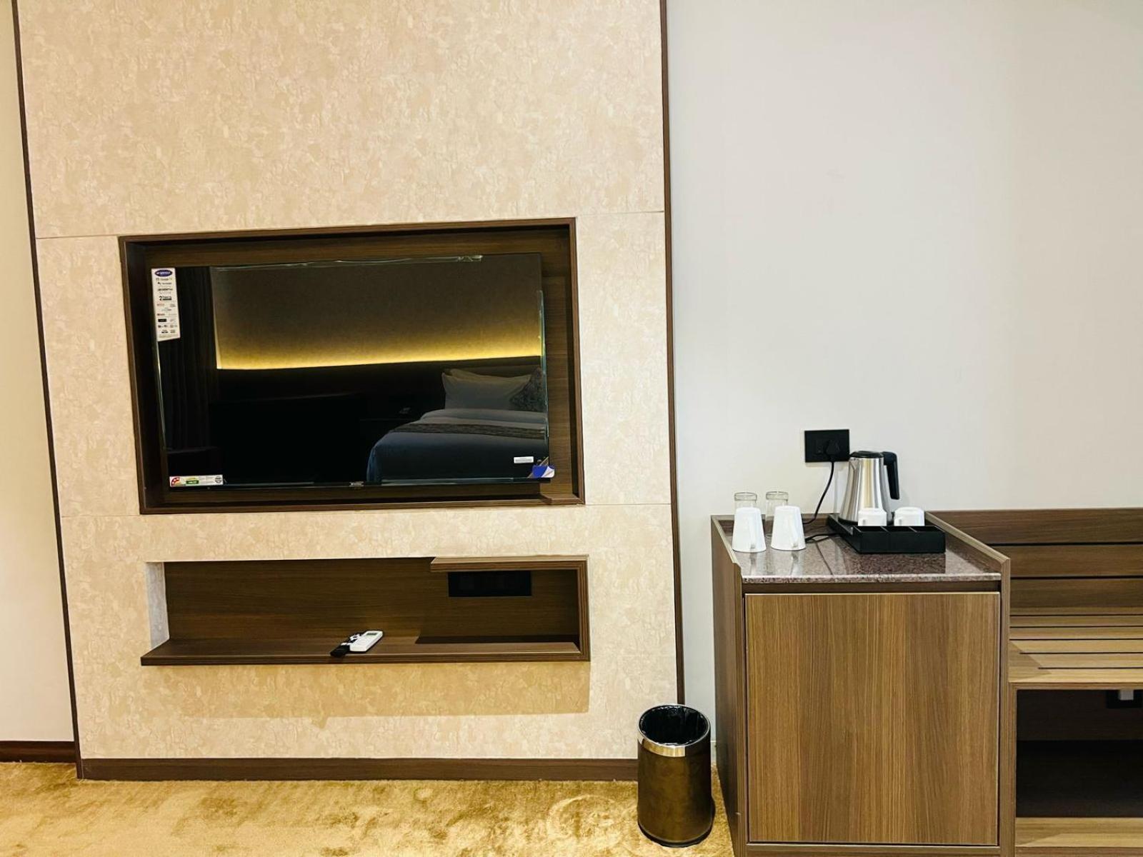 Mivaante Hotel Ahmedabad