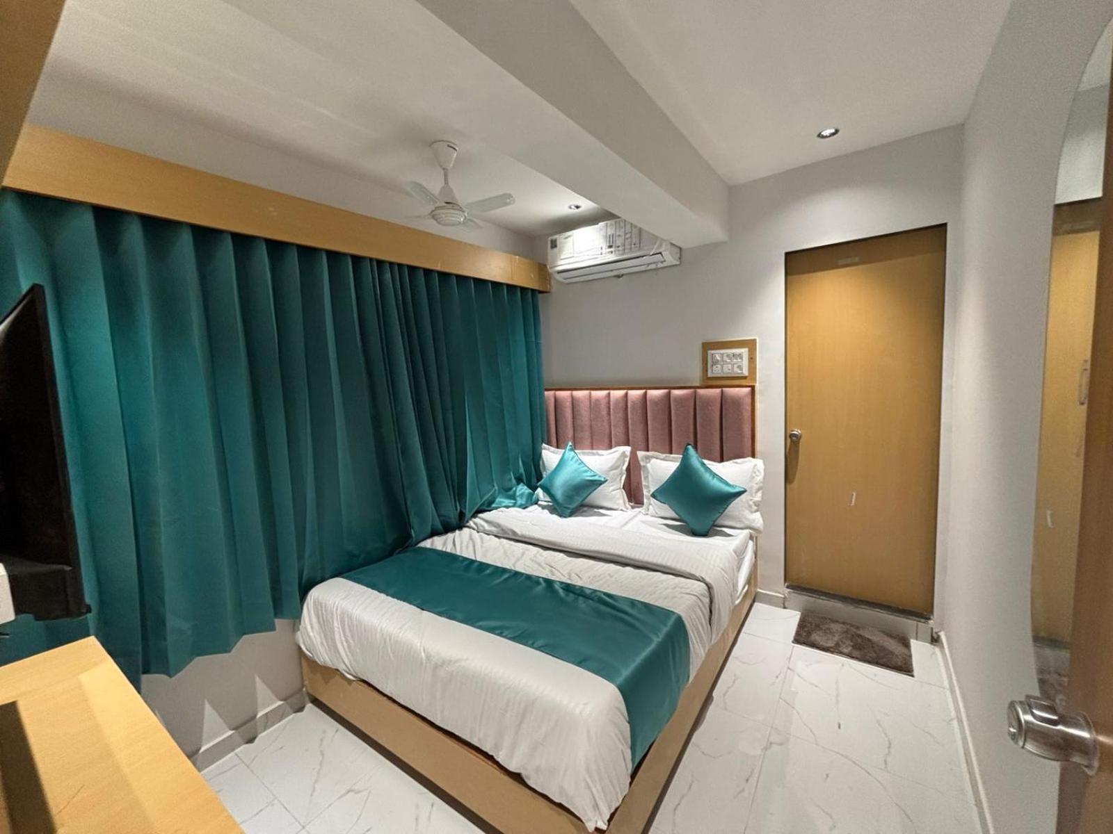 Casa de hóspedes Phoniex Ahmedabad