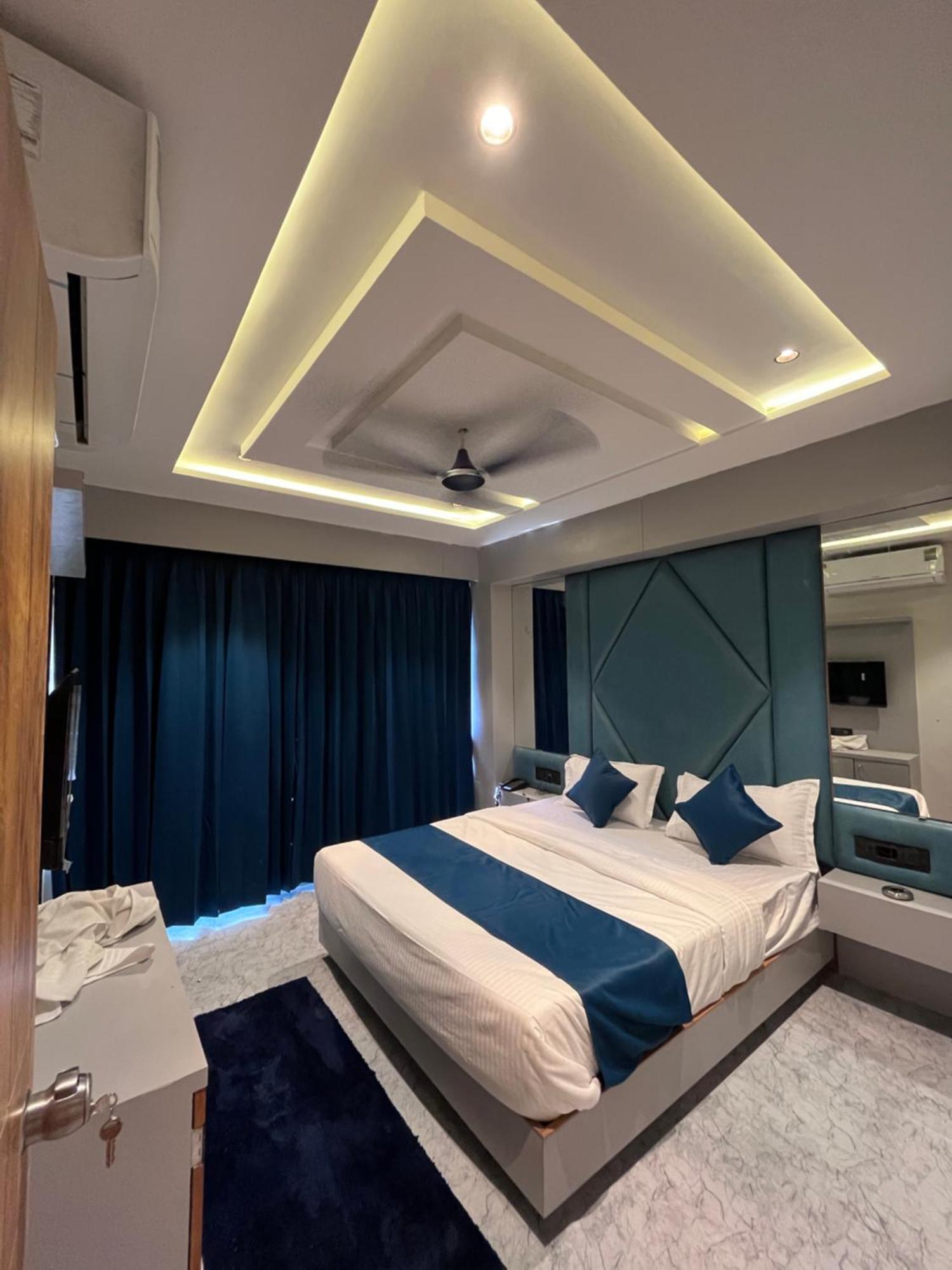 Hotel Parimal Ahmedabad