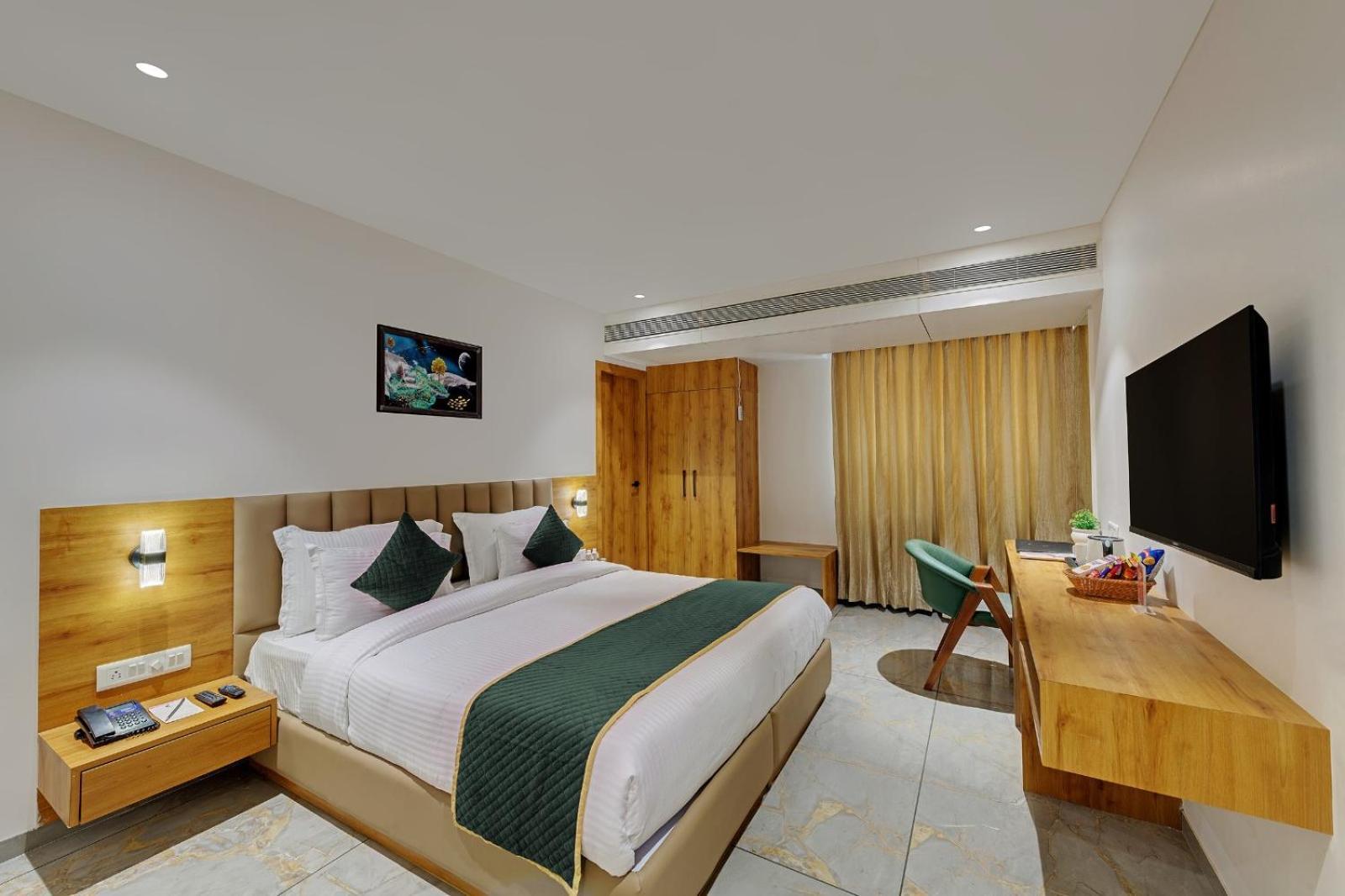 Hotel Comfort Sapphire Chandkheda, Ahmedabad